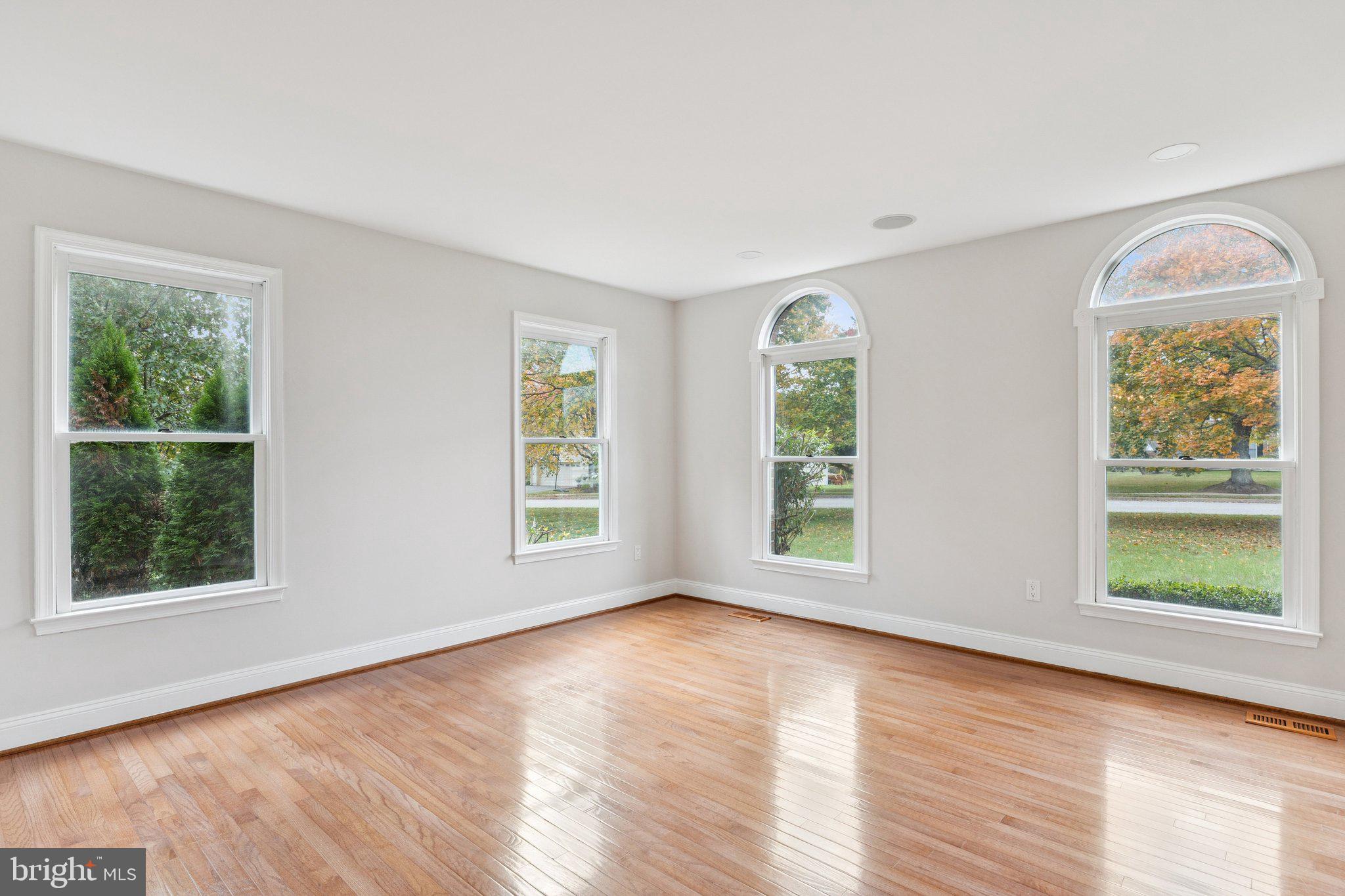 WORTHINGTON PARK - Residential