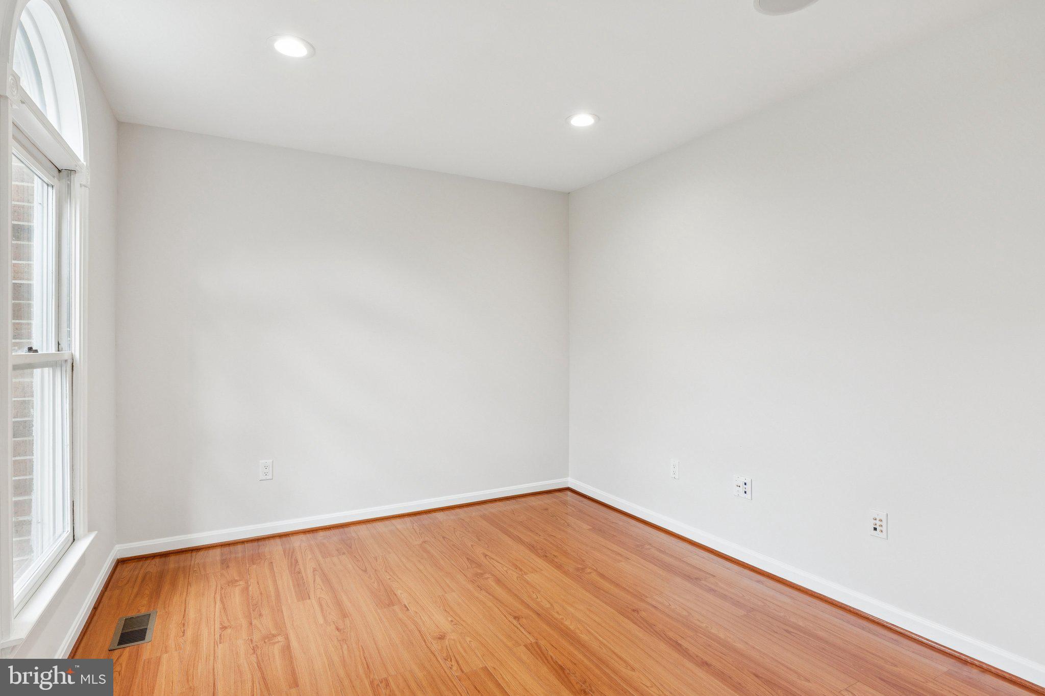 WORTHINGTON PARK - Residential