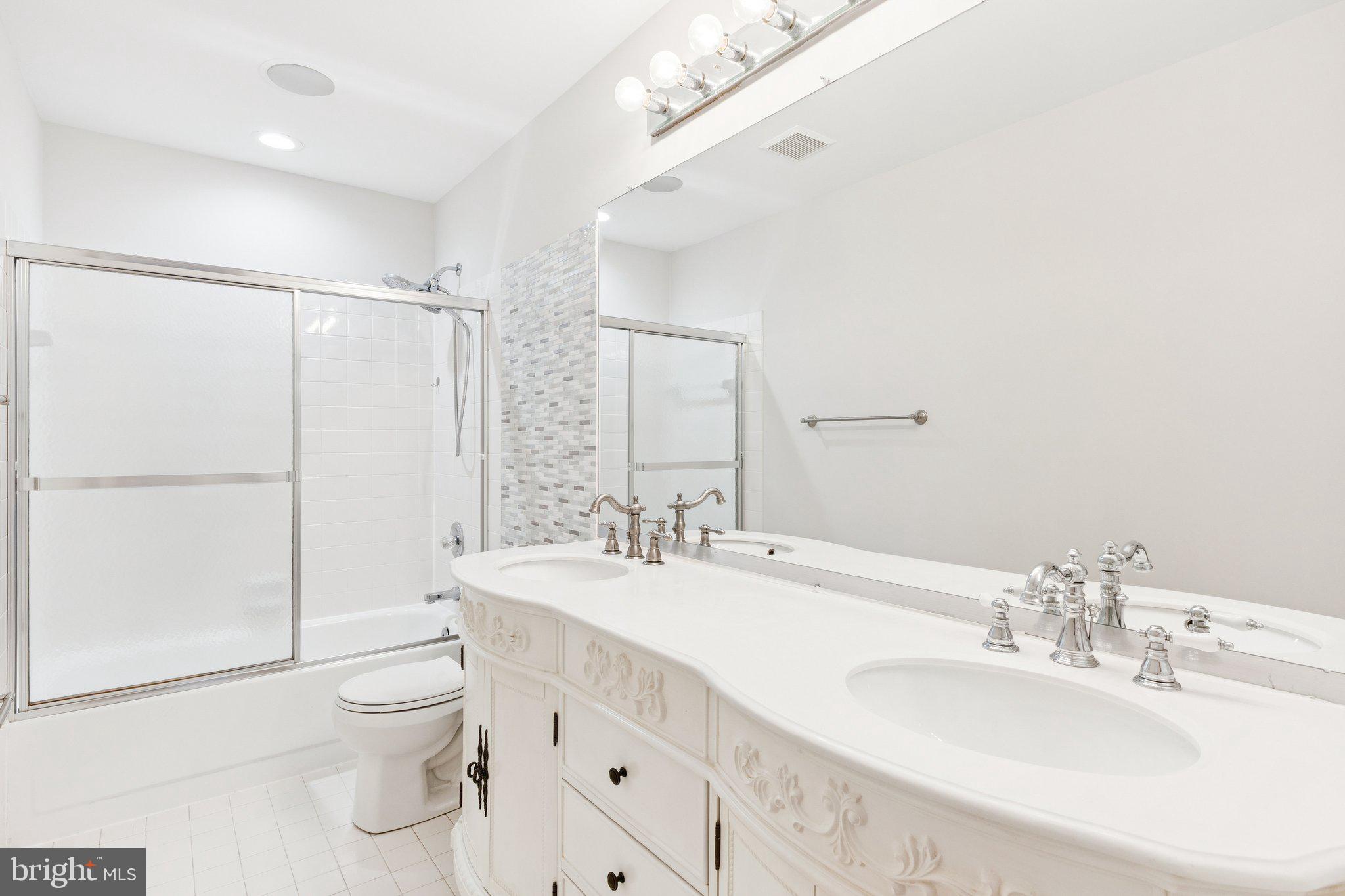 WORTHINGTON PARK - Residential