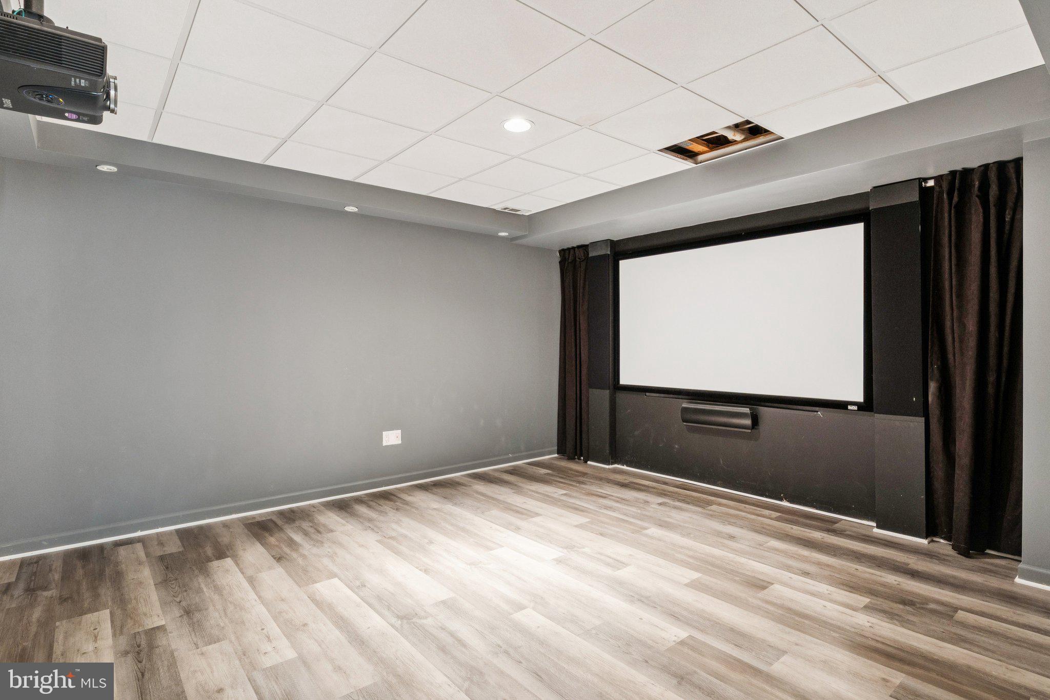 WORTHINGTON PARK - Residential