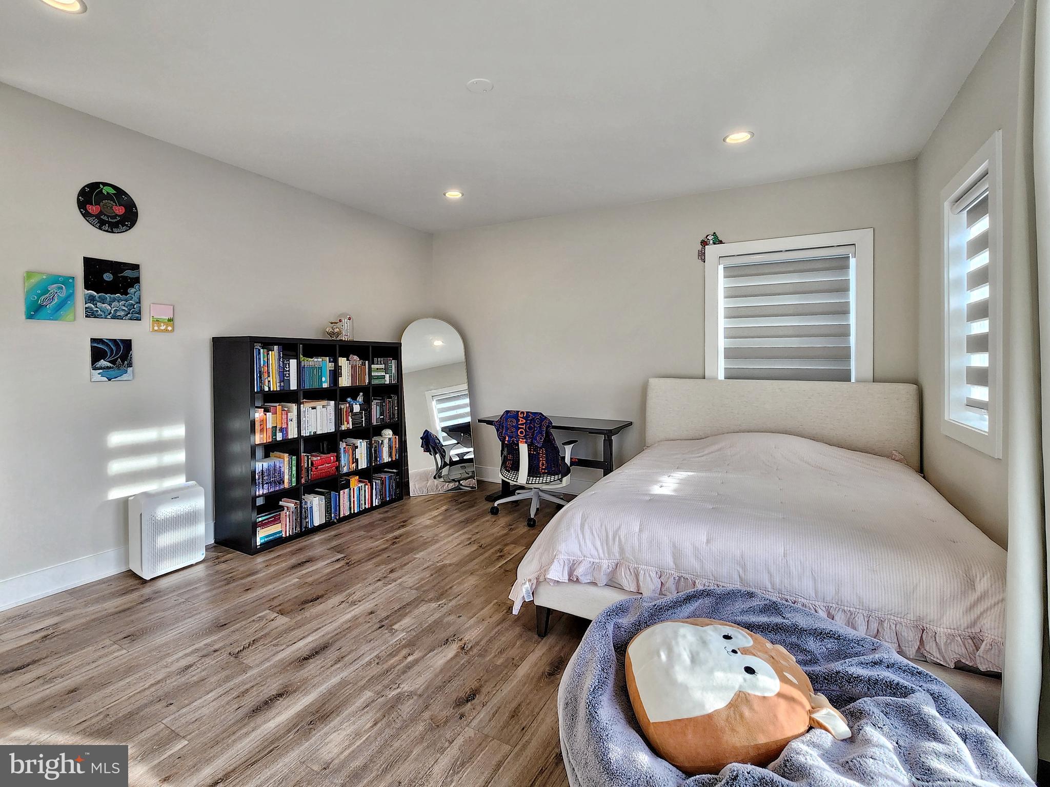 LENAH MILL - THE EXECUTIVES - Residential