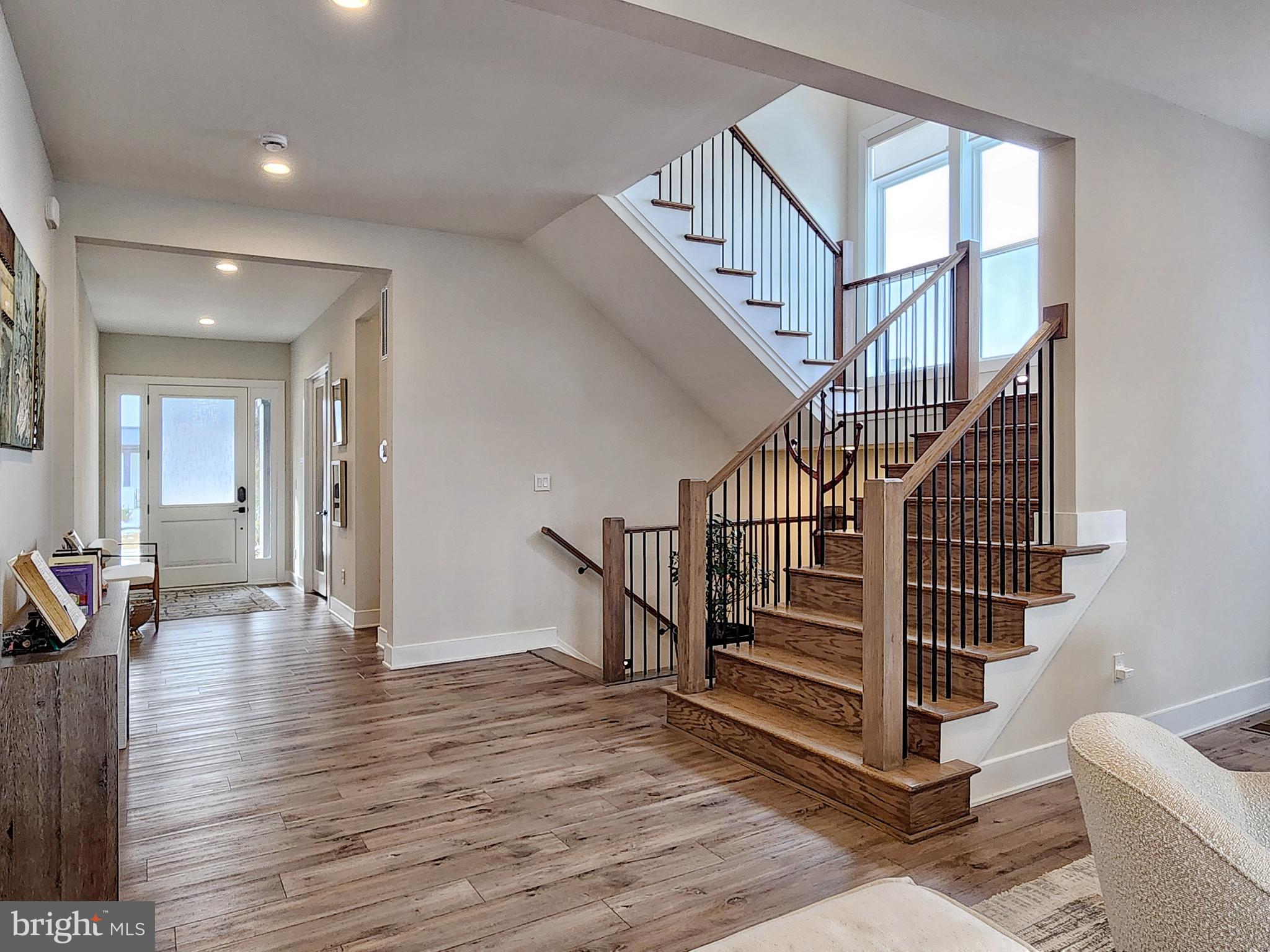 LENAH MILL - THE EXECUTIVES - Residential