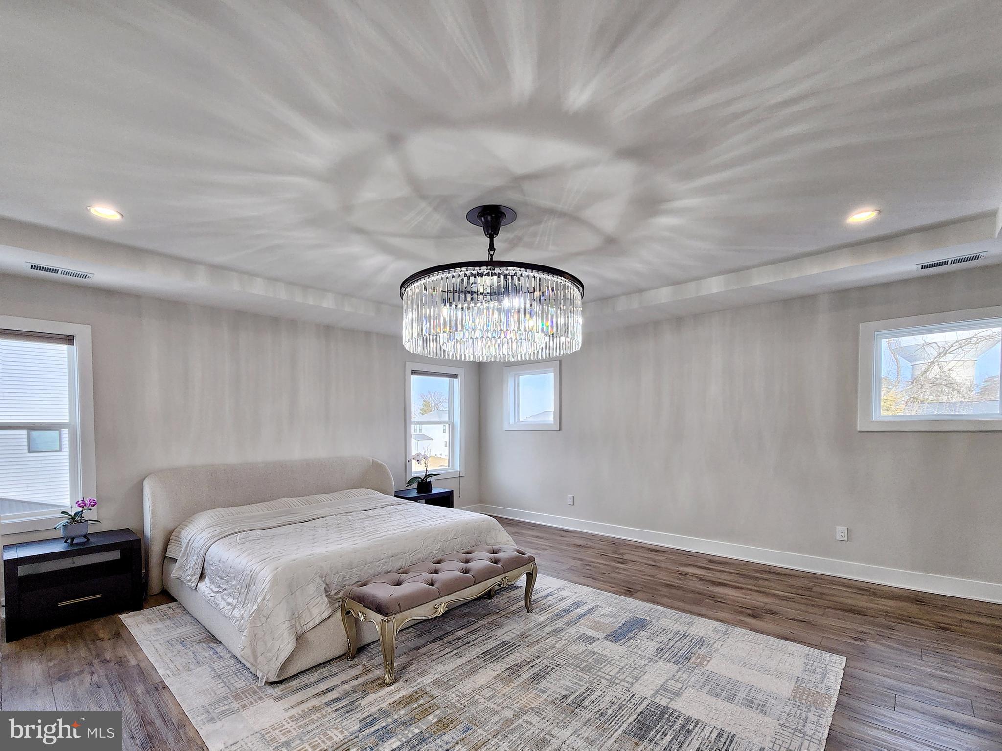 LENAH MILL - THE EXECUTIVES - Residential