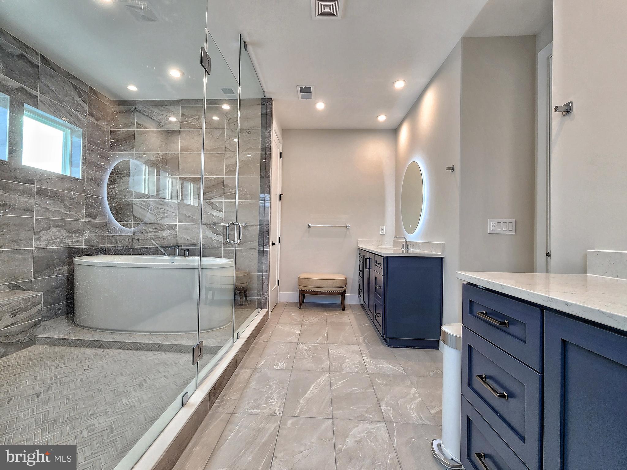 LENAH MILL - THE EXECUTIVES - Residential