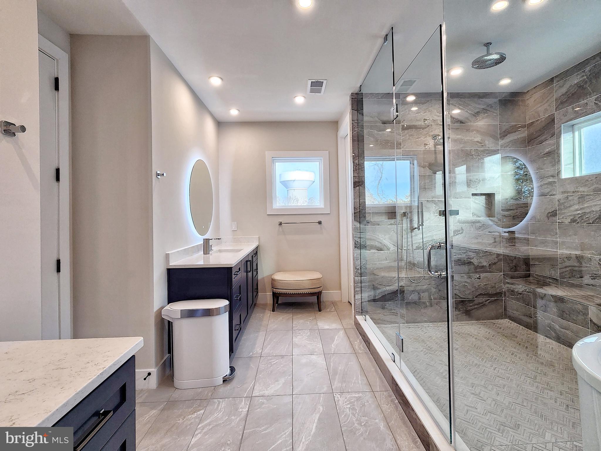 LENAH MILL - THE EXECUTIVES - Residential