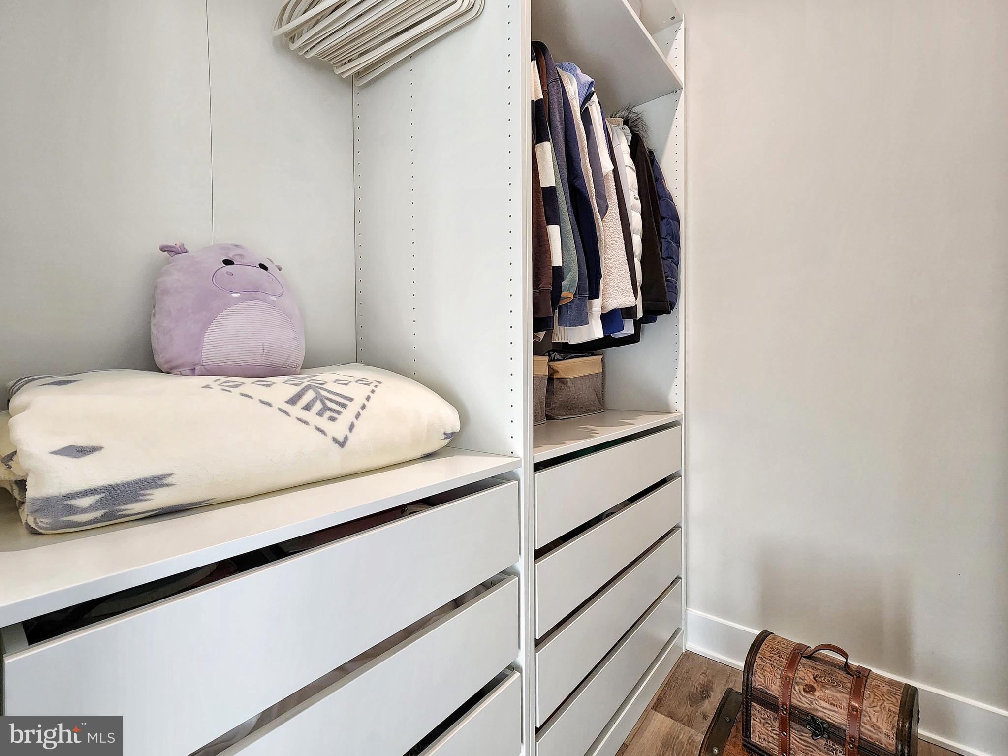 LENAH MILL - THE EXECUTIVES - Residential