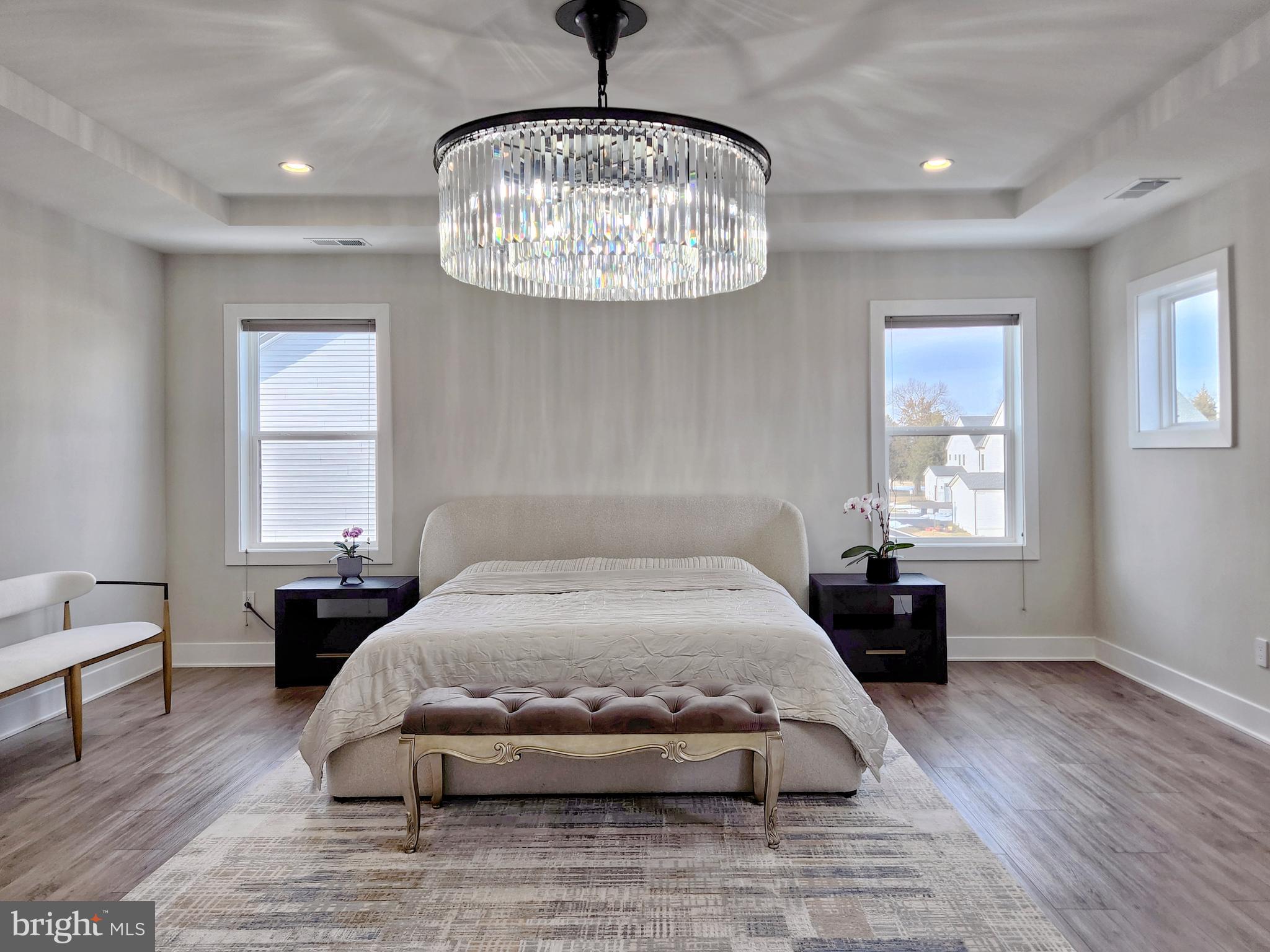 LENAH MILL - THE EXECUTIVES - Residential