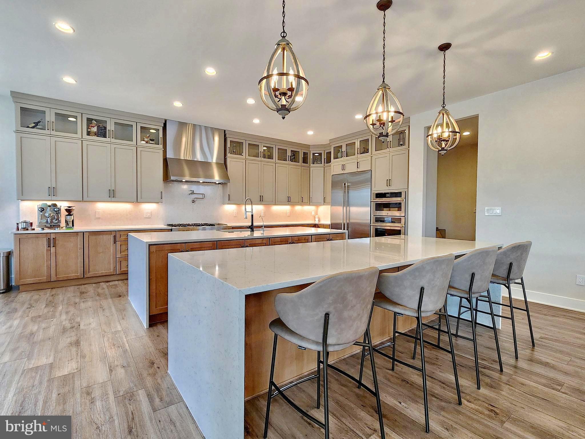 LENAH MILL - THE EXECUTIVES - Residential