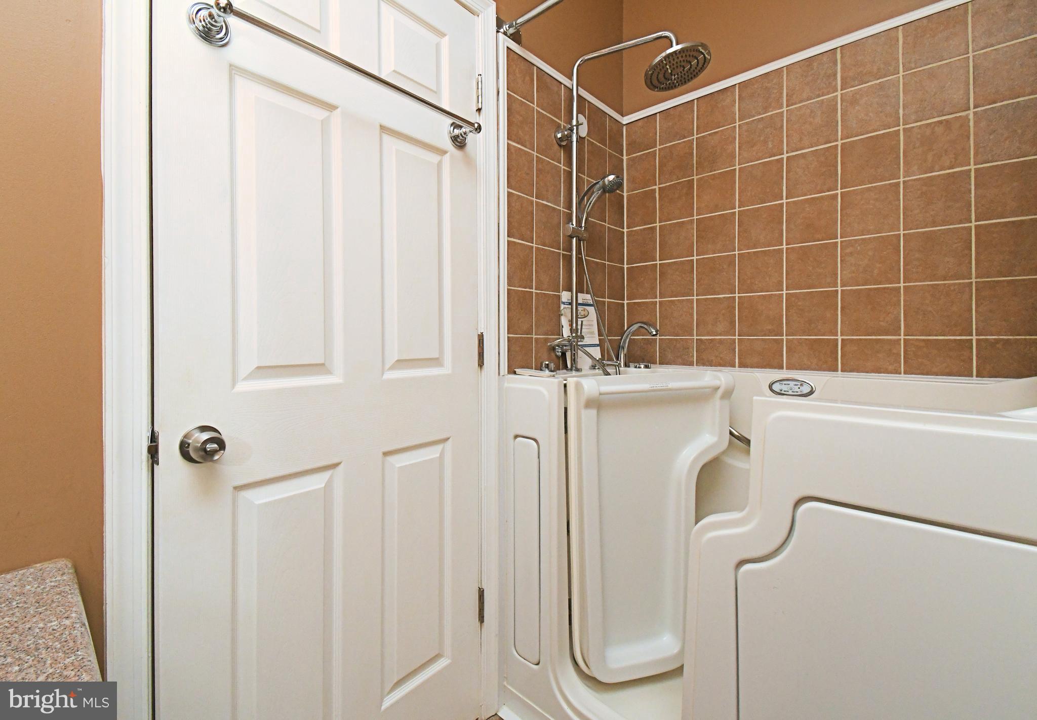 LANGHORNE GABLES - Residential