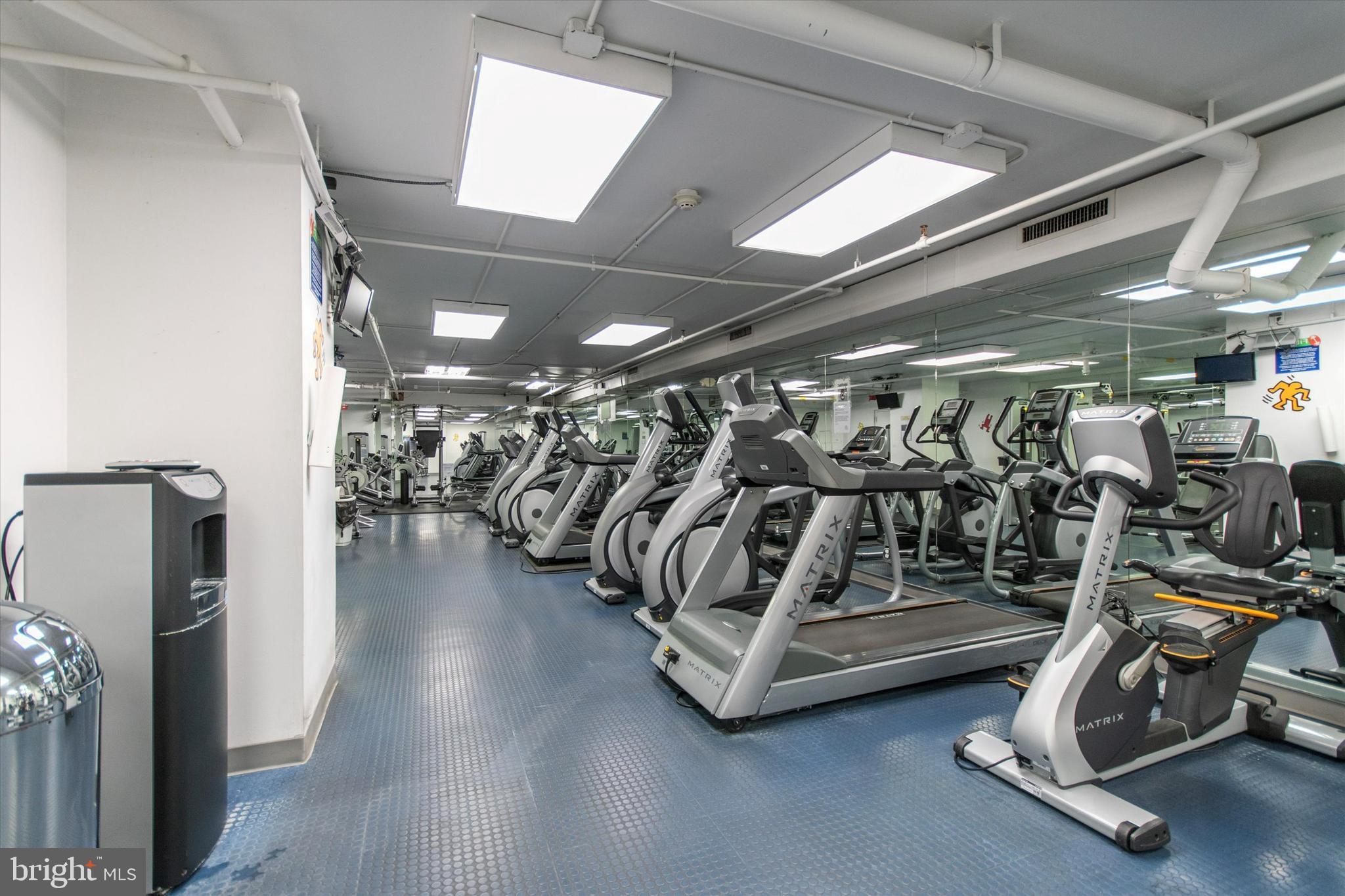 CENTER CITY - Residential Lease