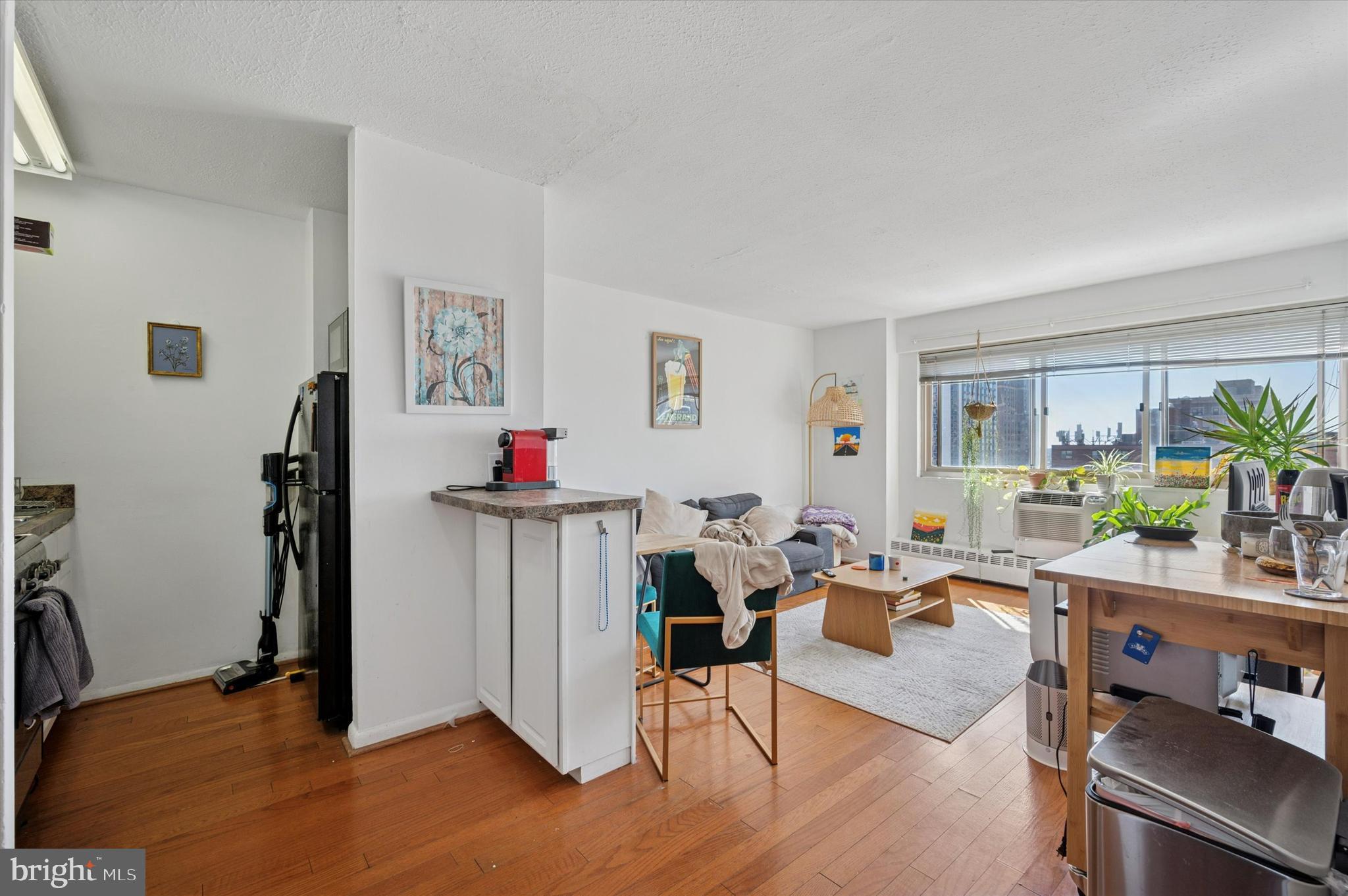 CENTER CITY - Residential Lease