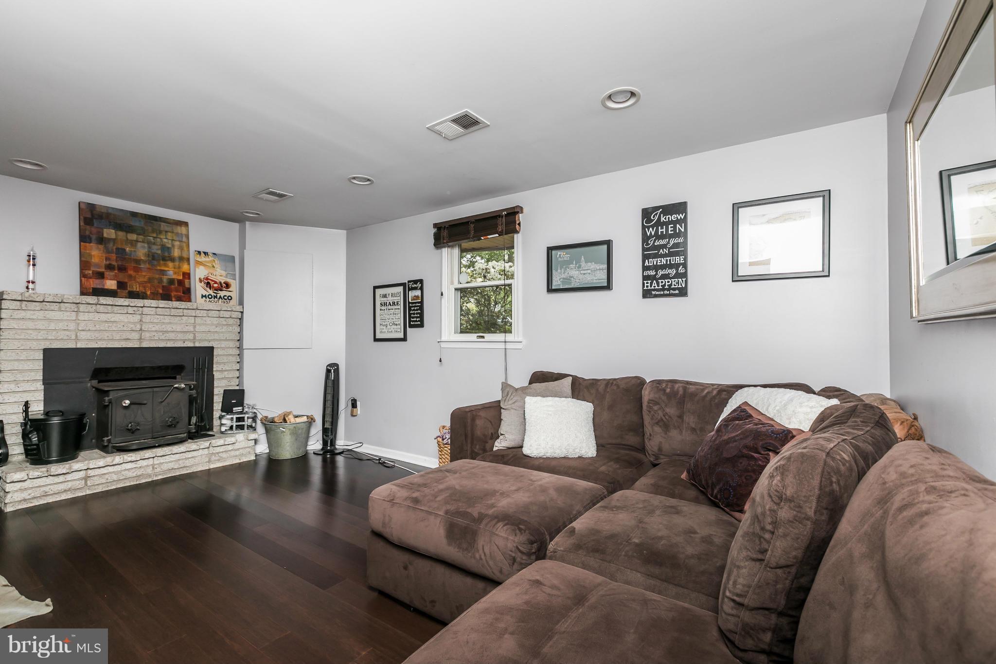 CHELSEA BEACH - Residential