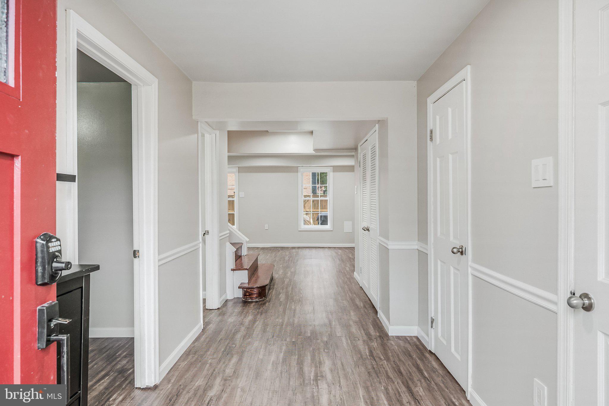 8105 OAKLAKE COURT