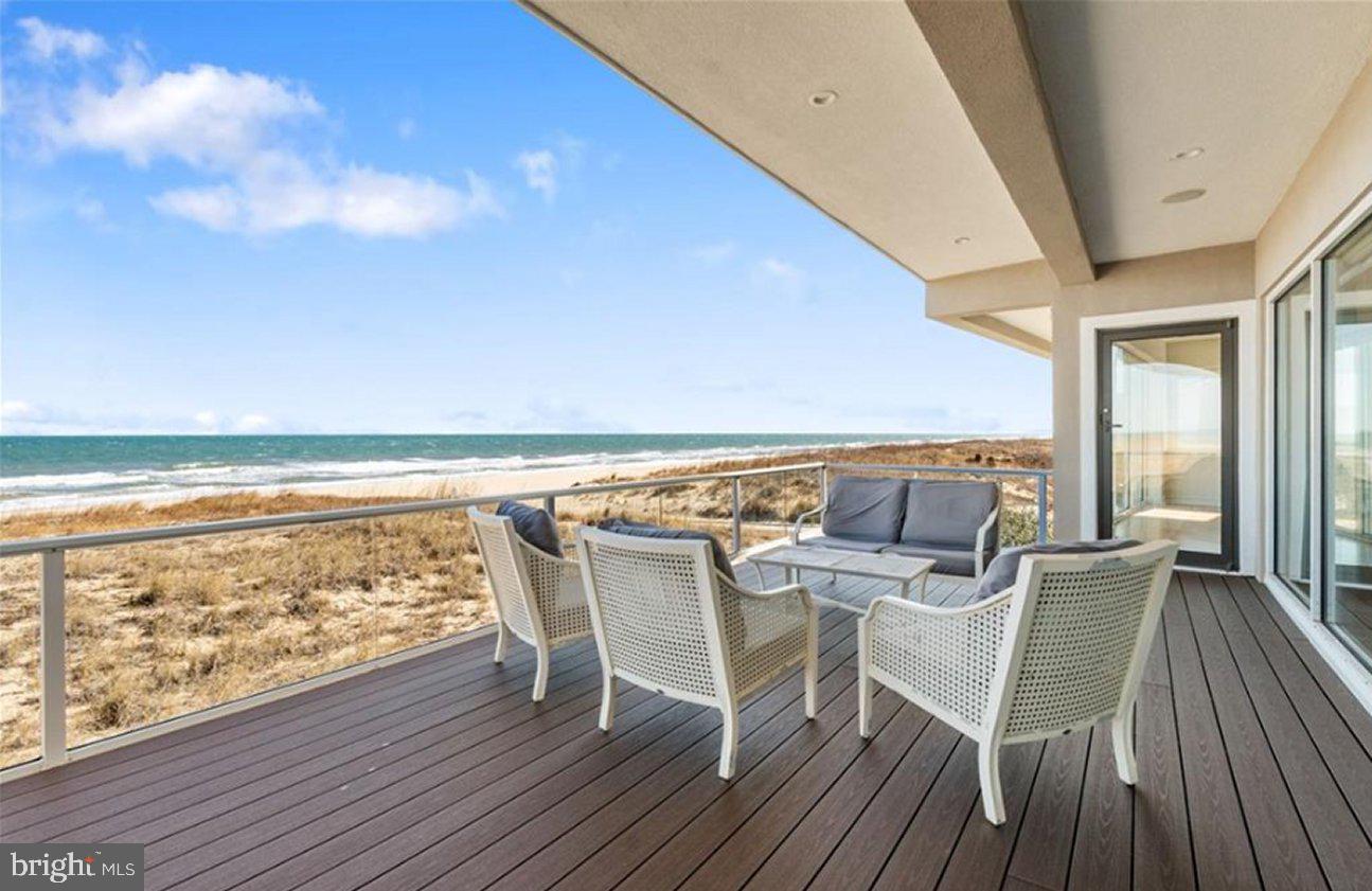 SANDBRIDGE BEACH - Residential