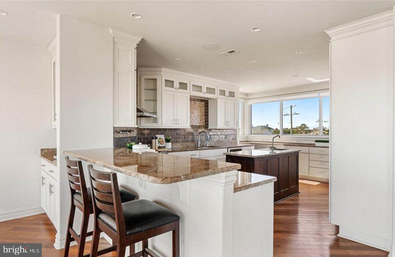 SANDBRIDGE BEACH - Residential