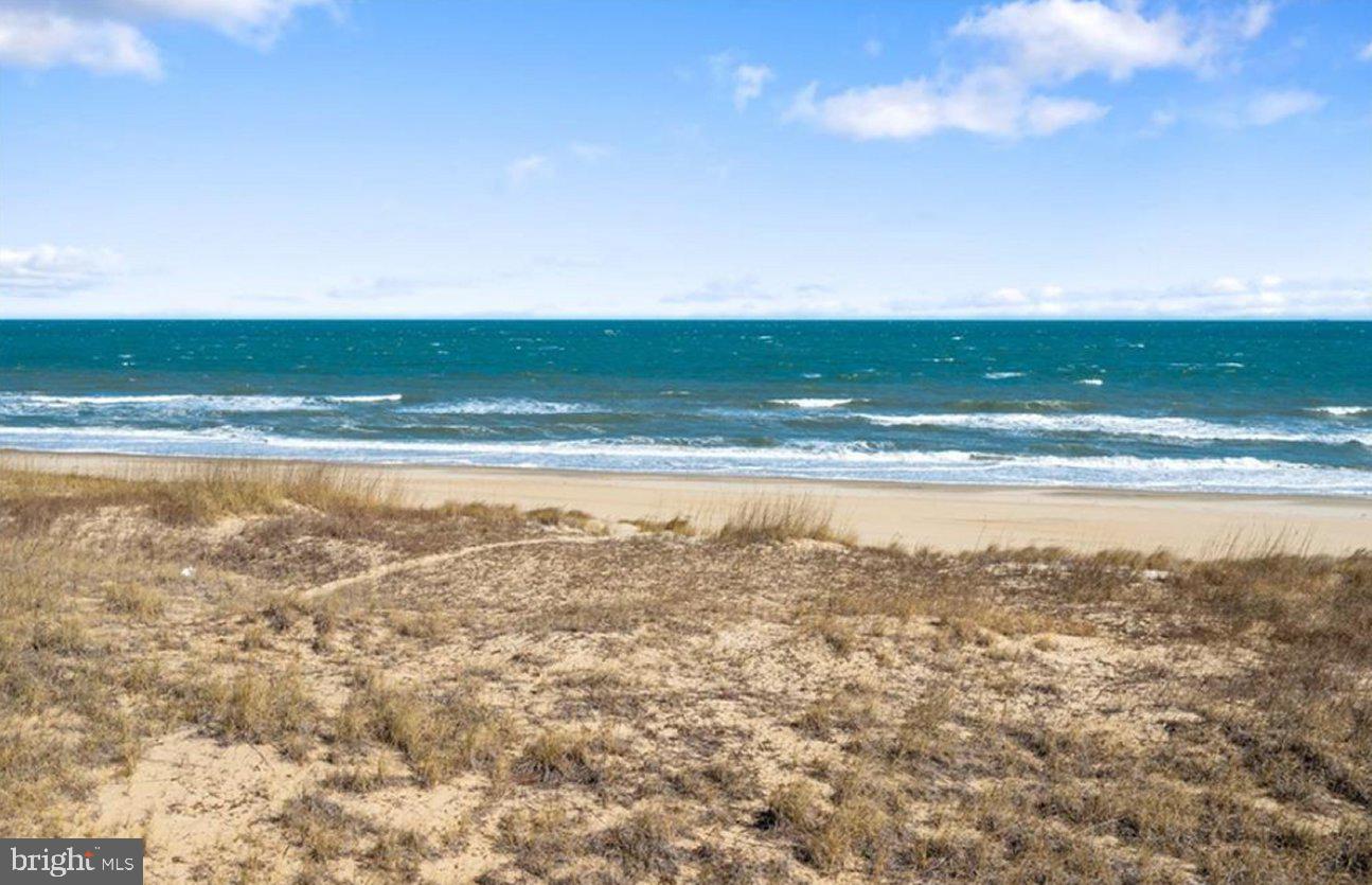 SANDBRIDGE BEACH - Residential