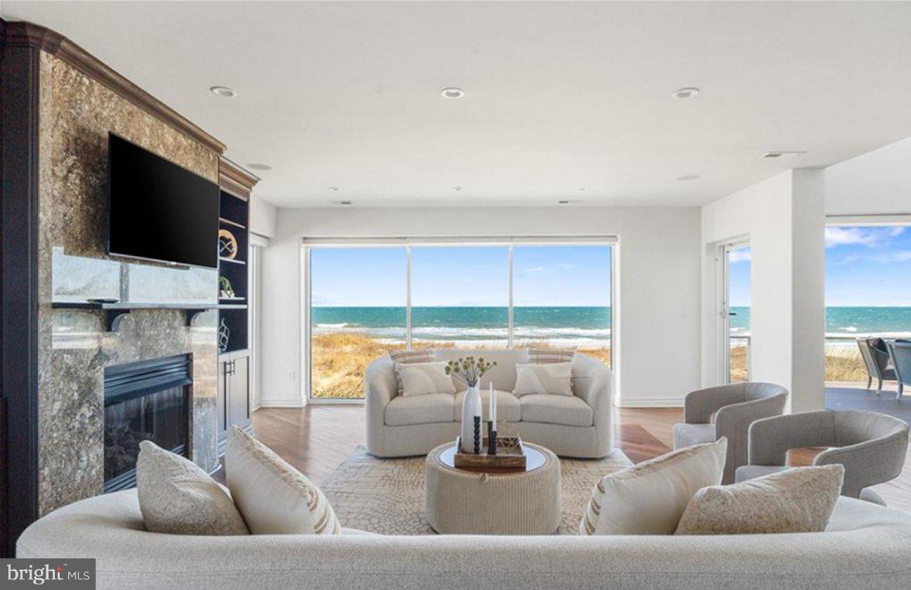 SANDBRIDGE BEACH - Residential