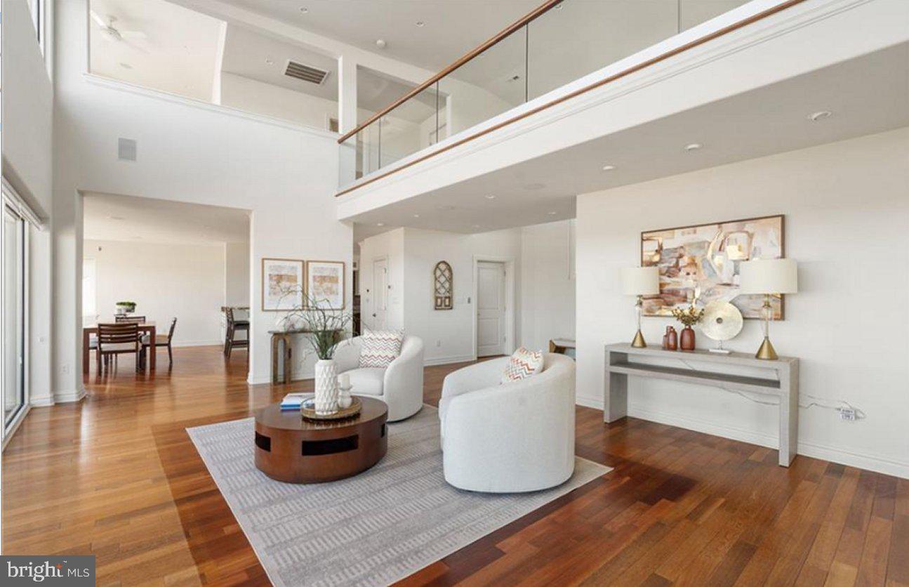 SANDBRIDGE BEACH - Residential