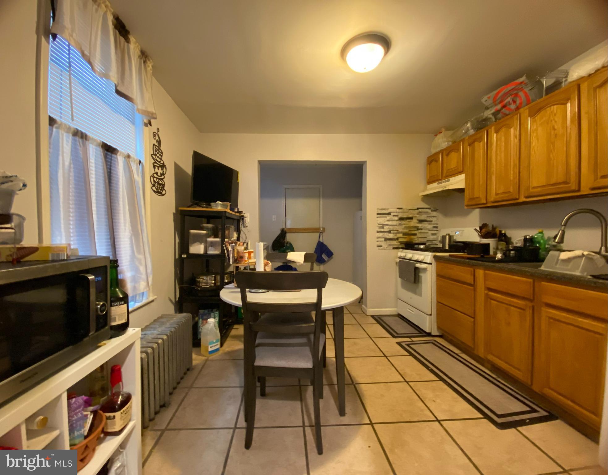 STRAWBERRY MANSION - Residential