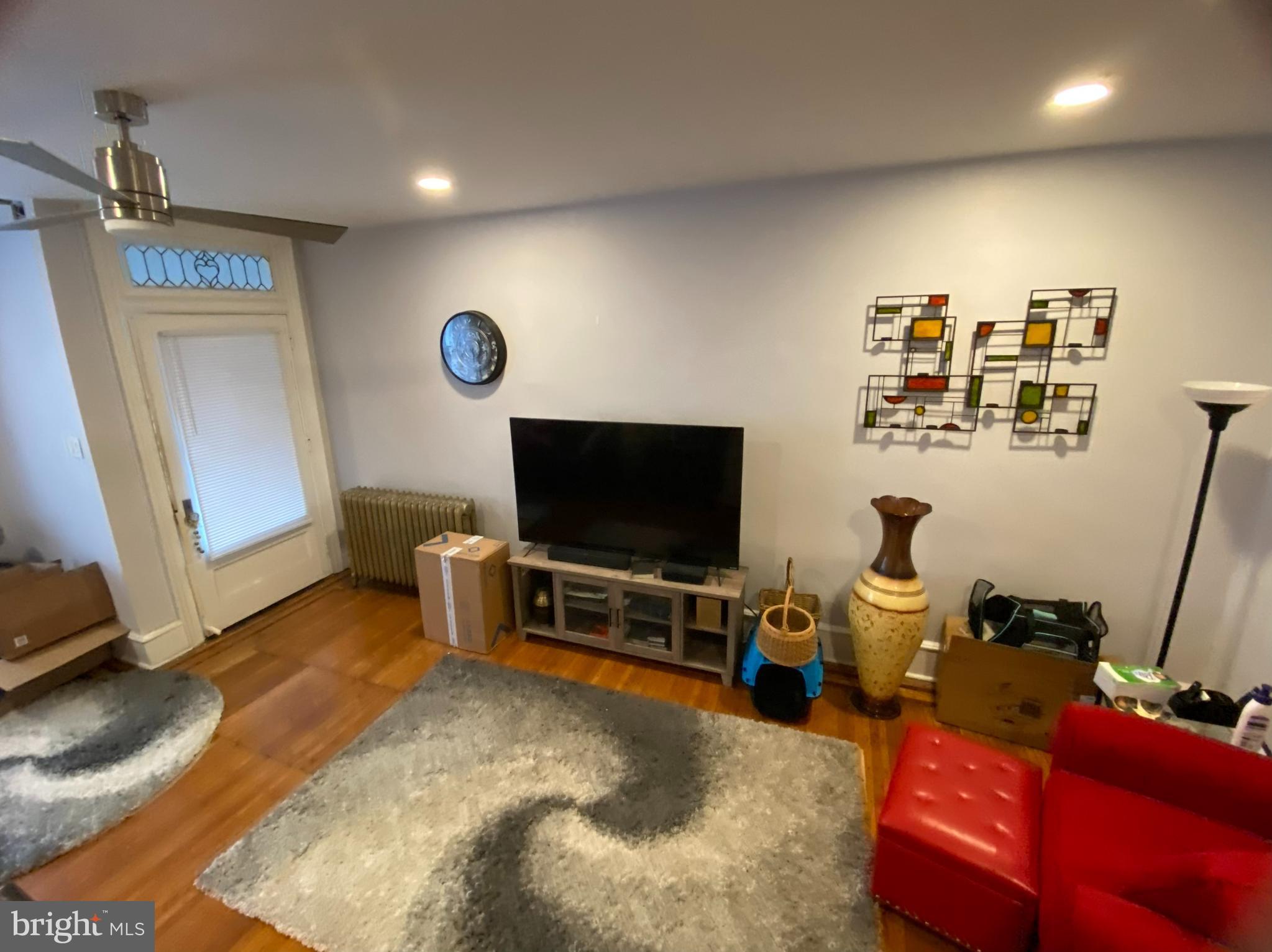 STRAWBERRY MANSION - Residential