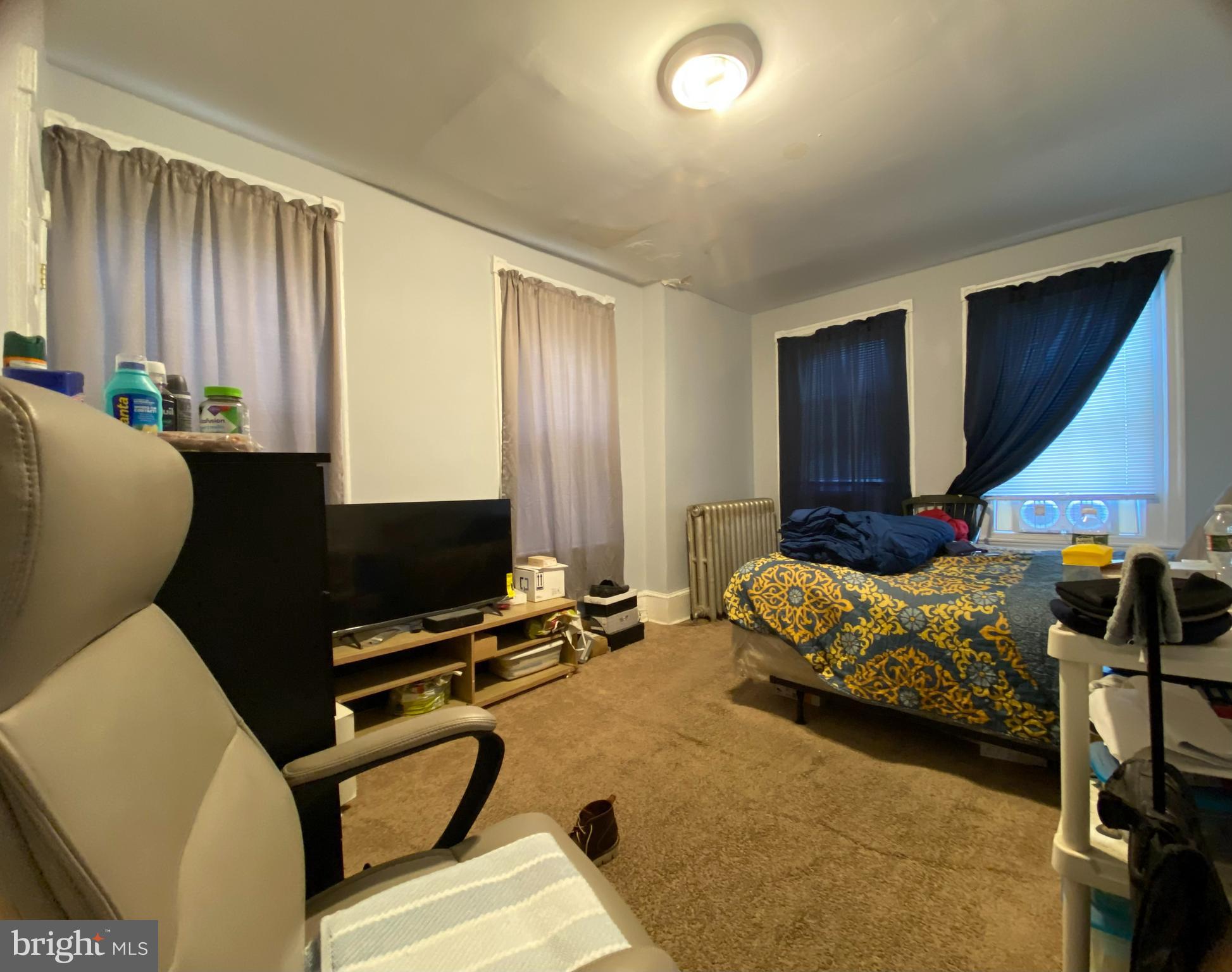 STRAWBERRY MANSION - Residential