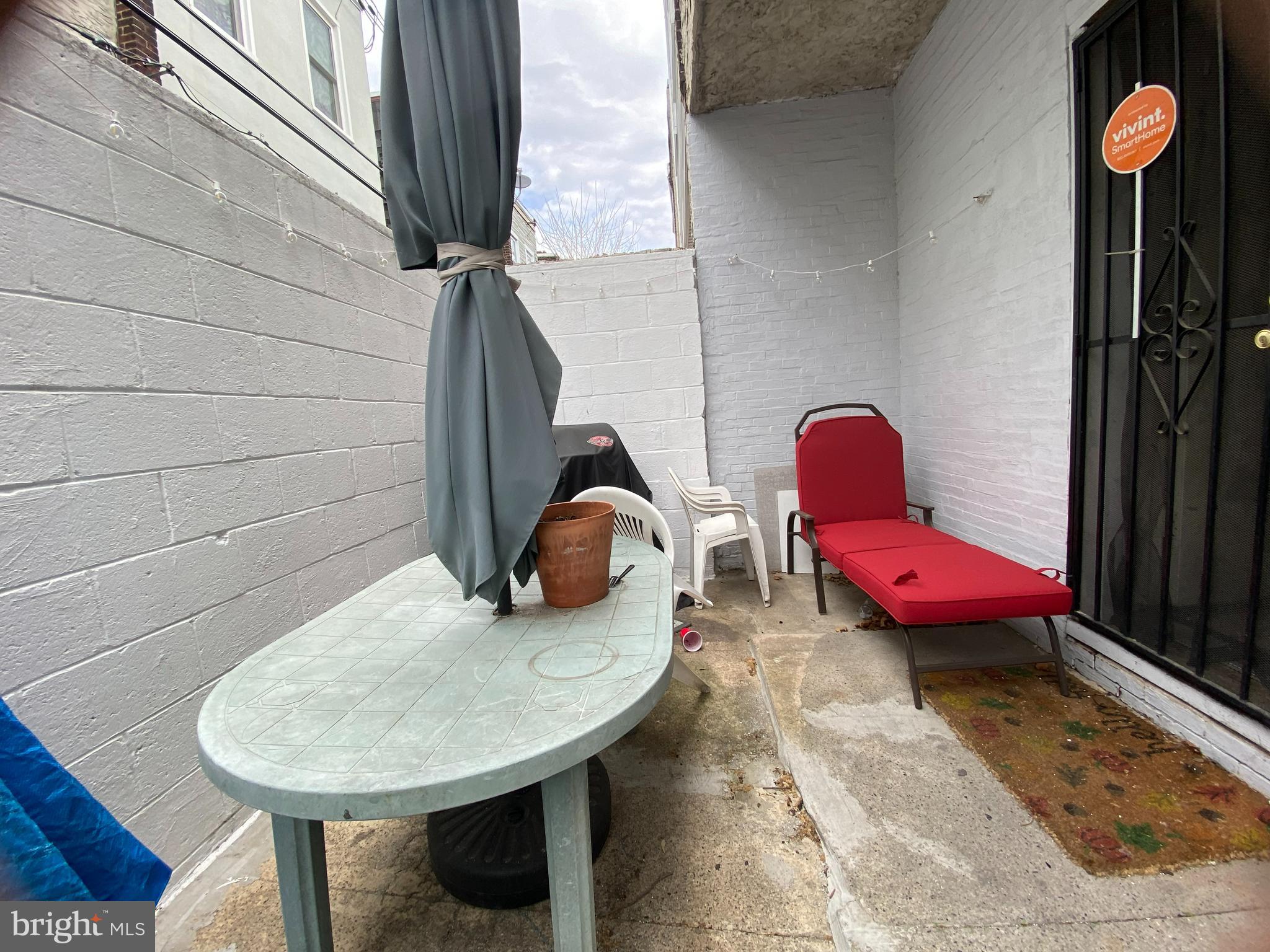 STRAWBERRY MANSION - Residential