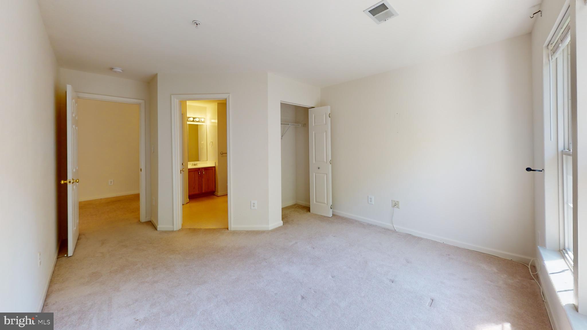 SOUTH MEADOWS - Residential Lease