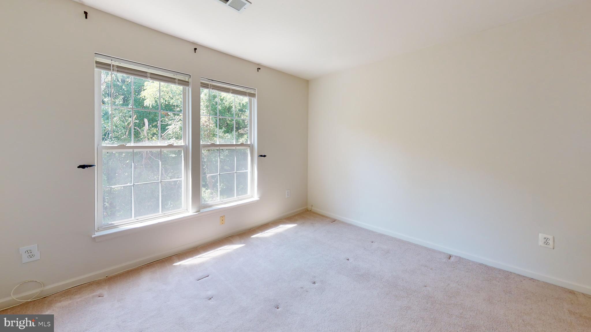 SOUTH MEADOWS - Residential Lease