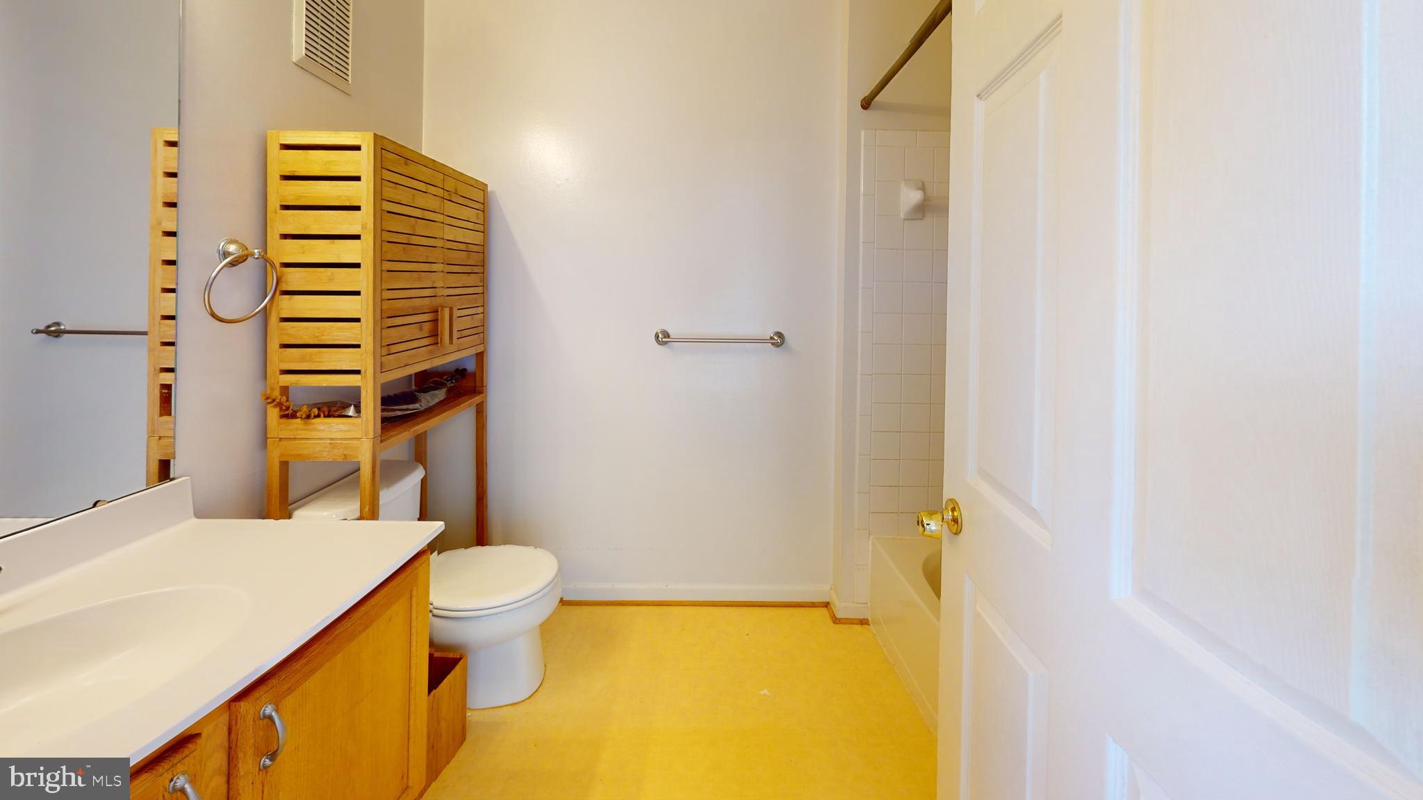 SOUTH MEADOWS - Residential Lease