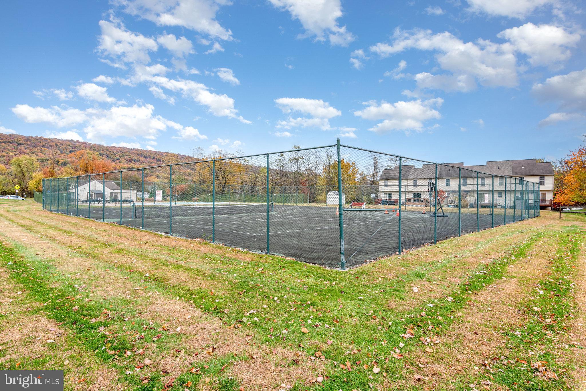 WESTWOOD VILLAGE - Residential