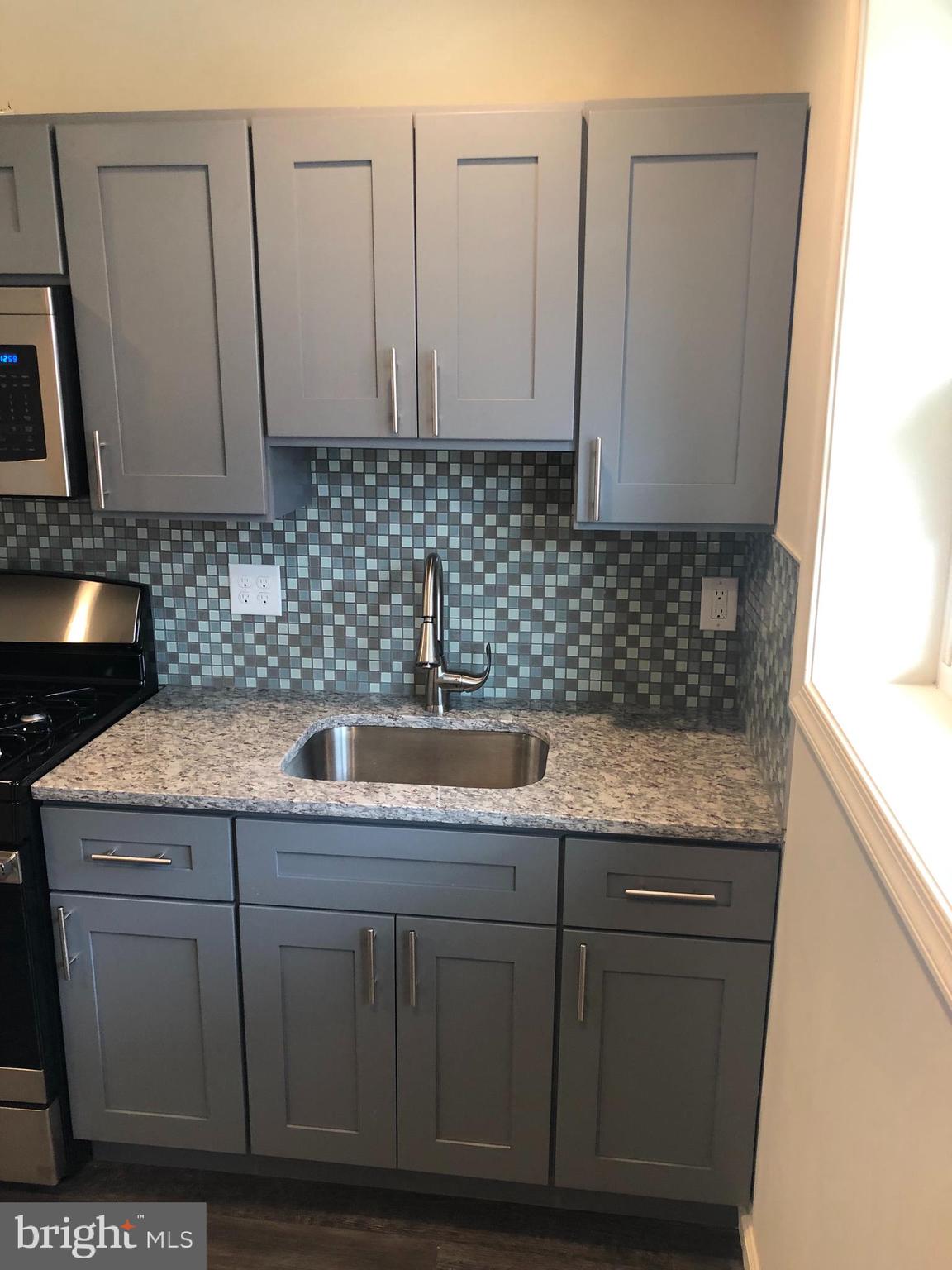 ELMWOOD PARK - Residential