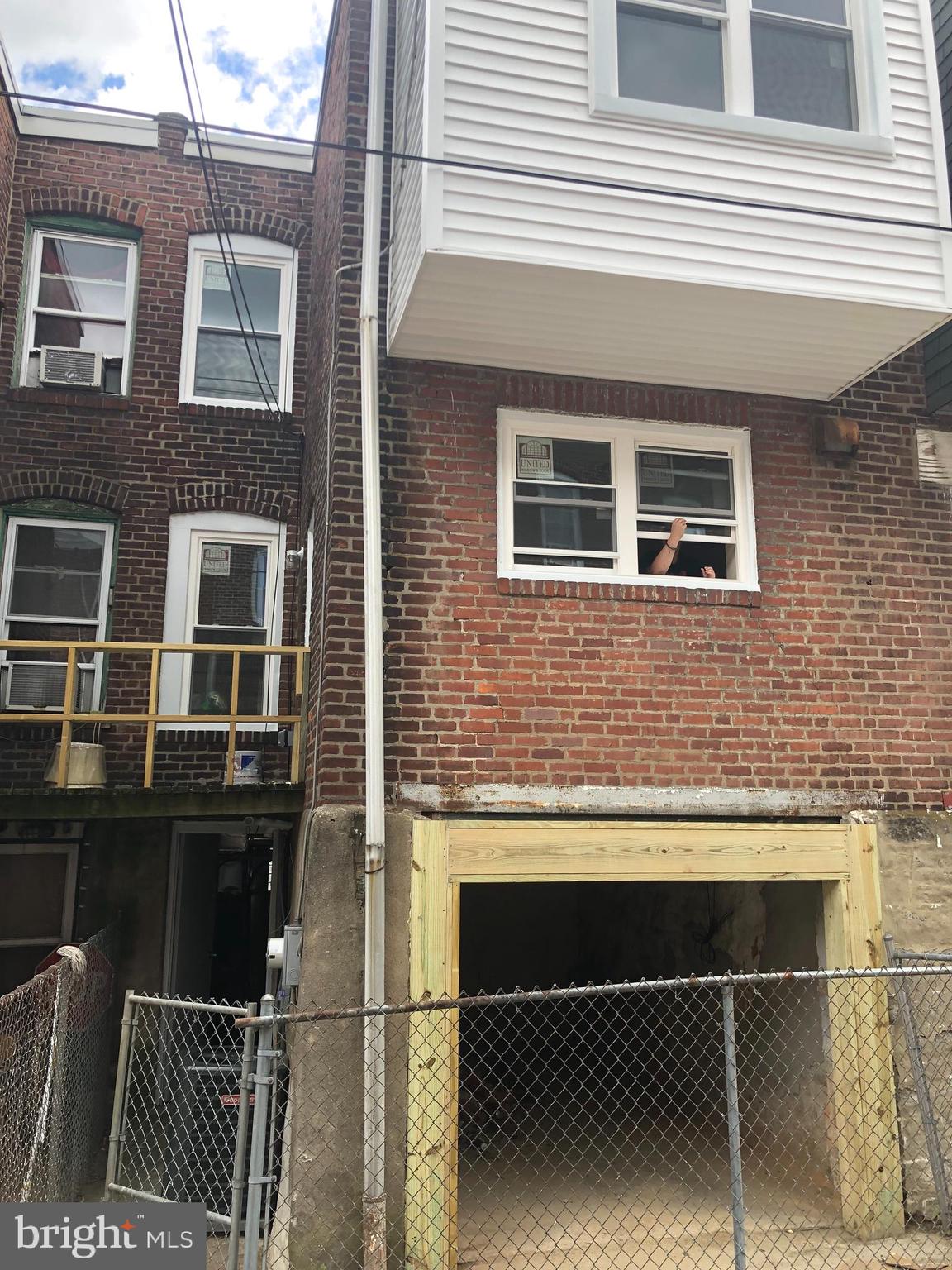 ELMWOOD PARK - Residential