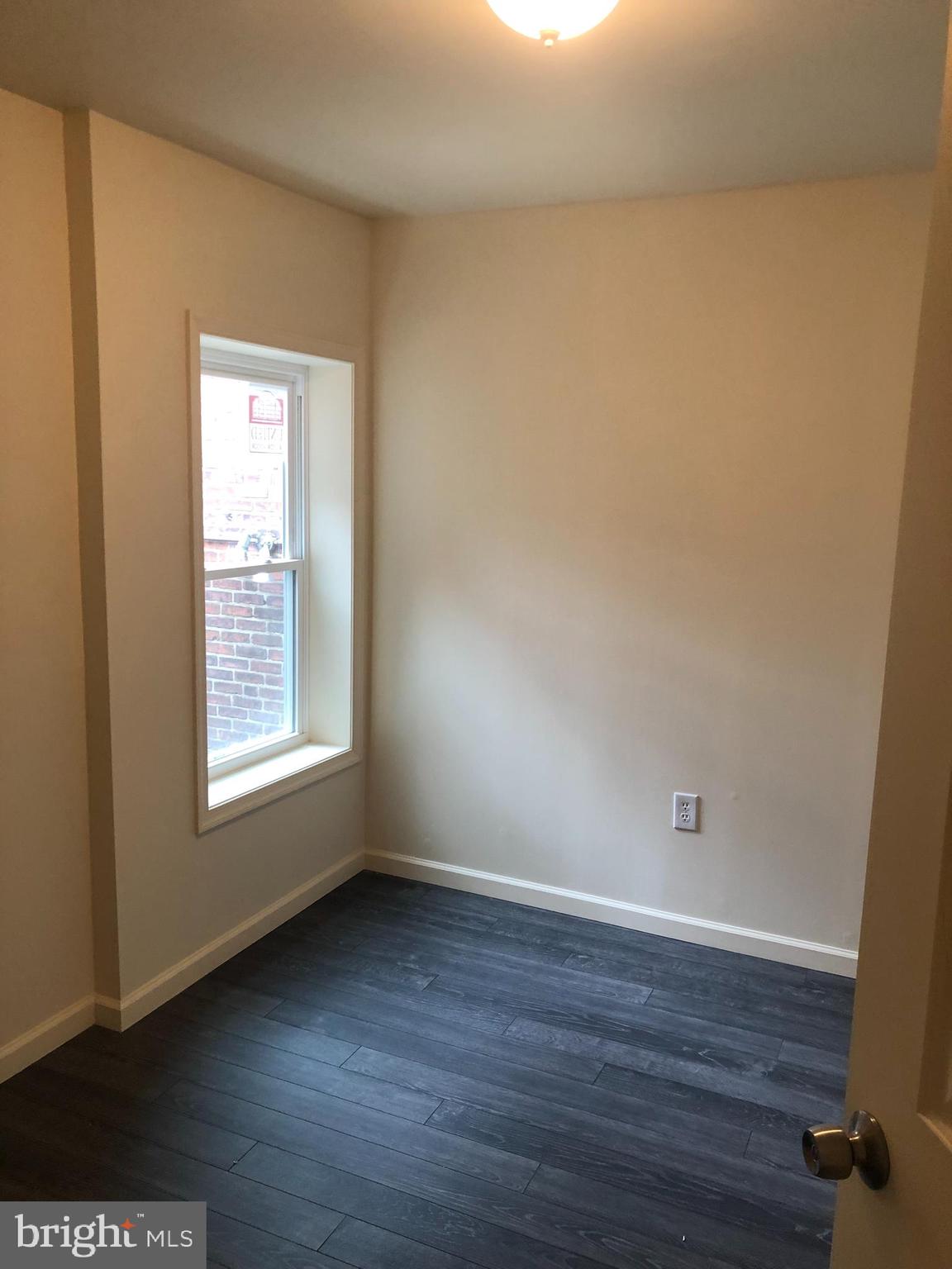 ELMWOOD PARK - Residential