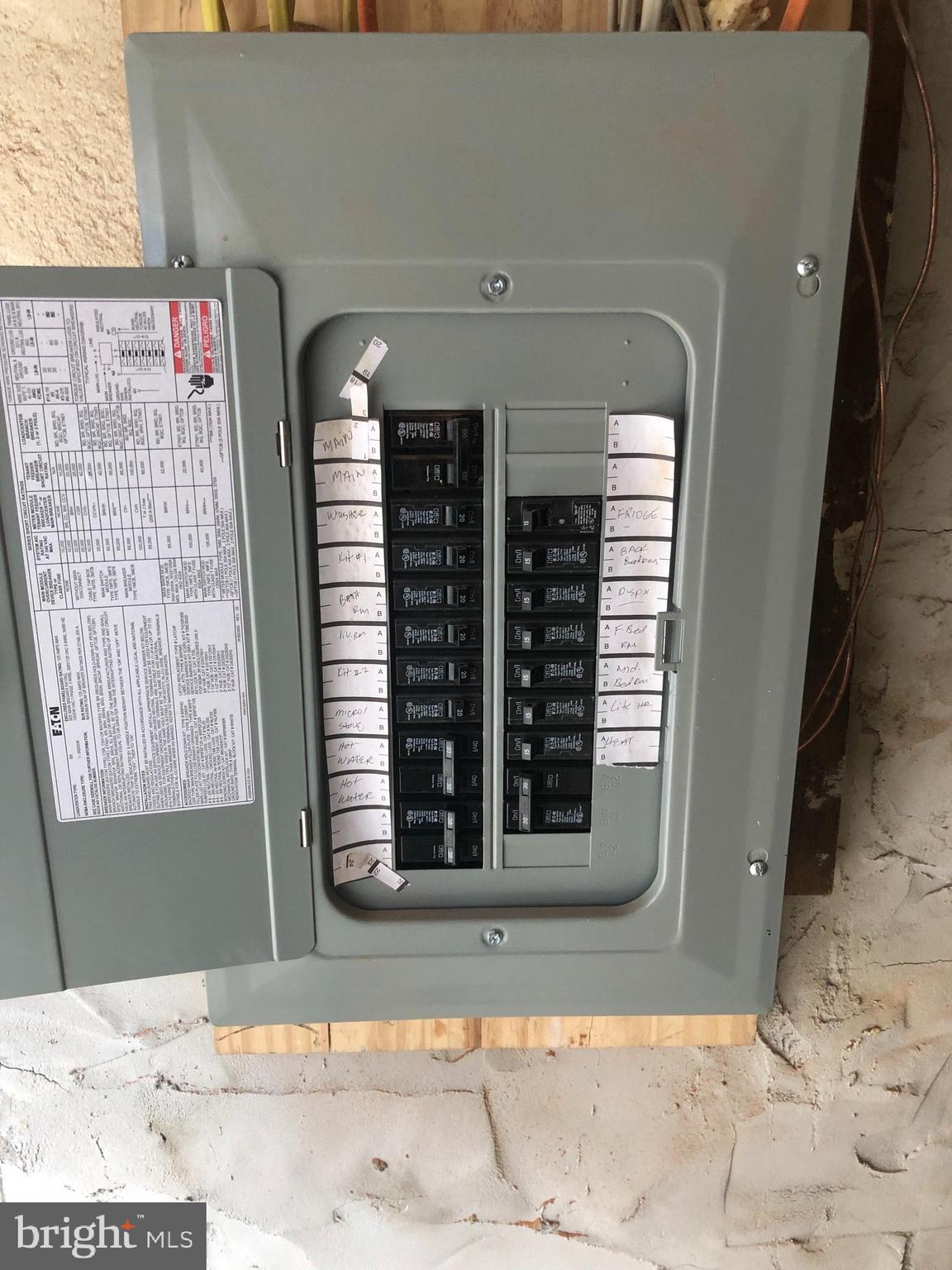 ELMWOOD PARK - Residential