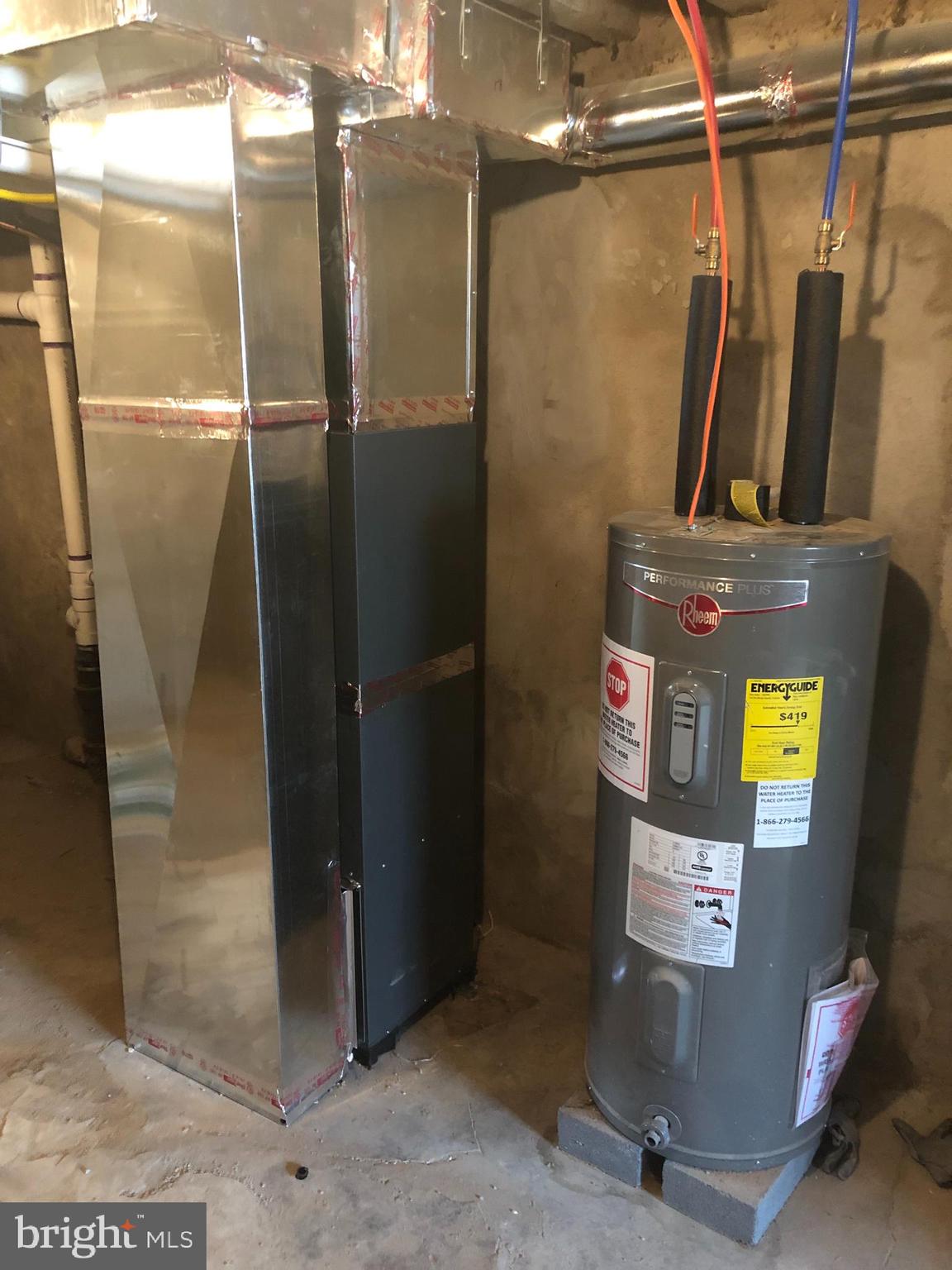 ELMWOOD PARK - Residential