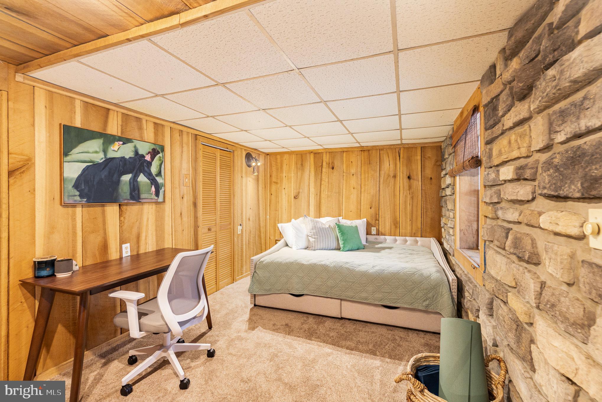 MENALLAN TWP - Residential