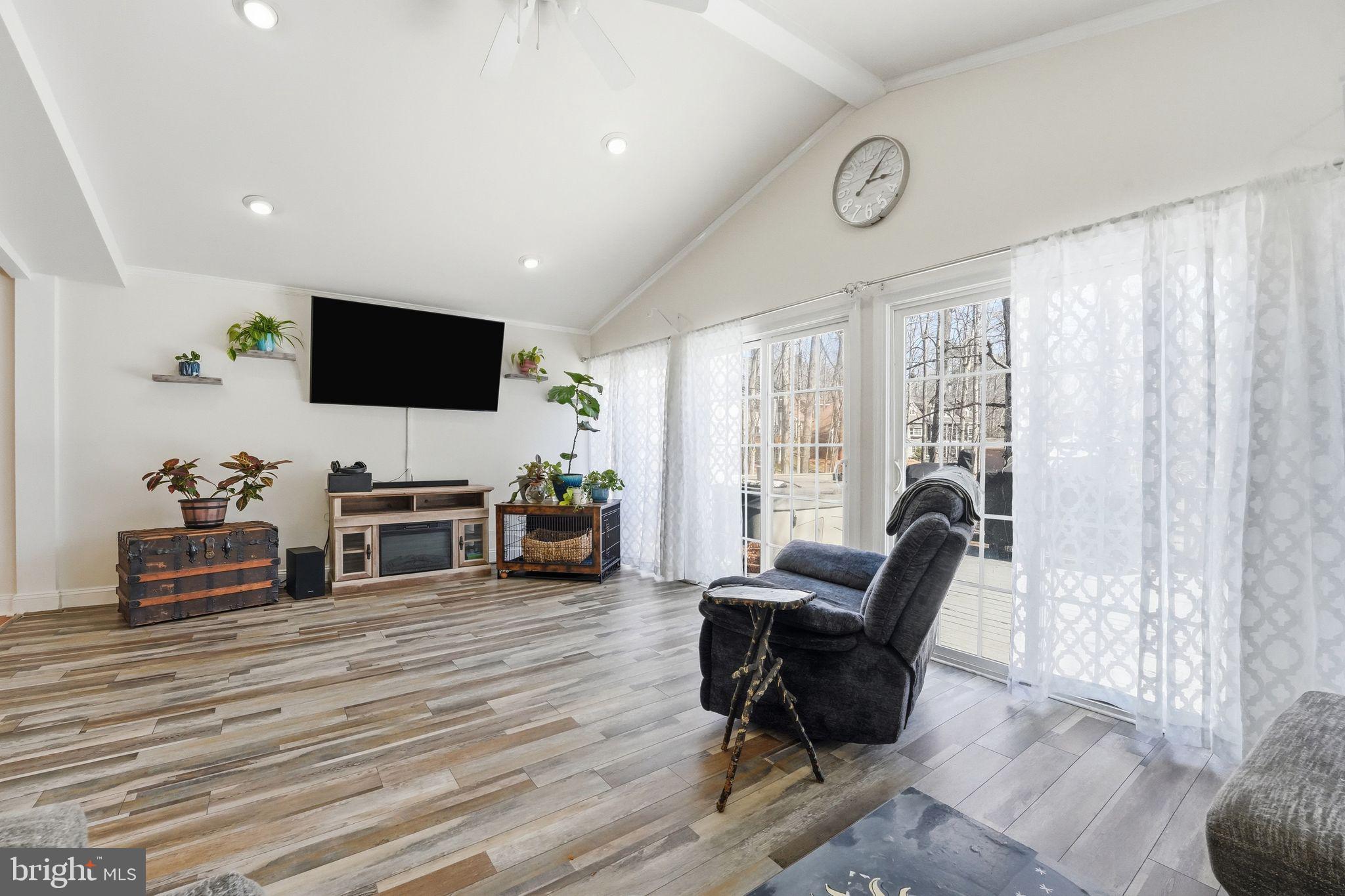 LAKE OF THE WOODS - Residential