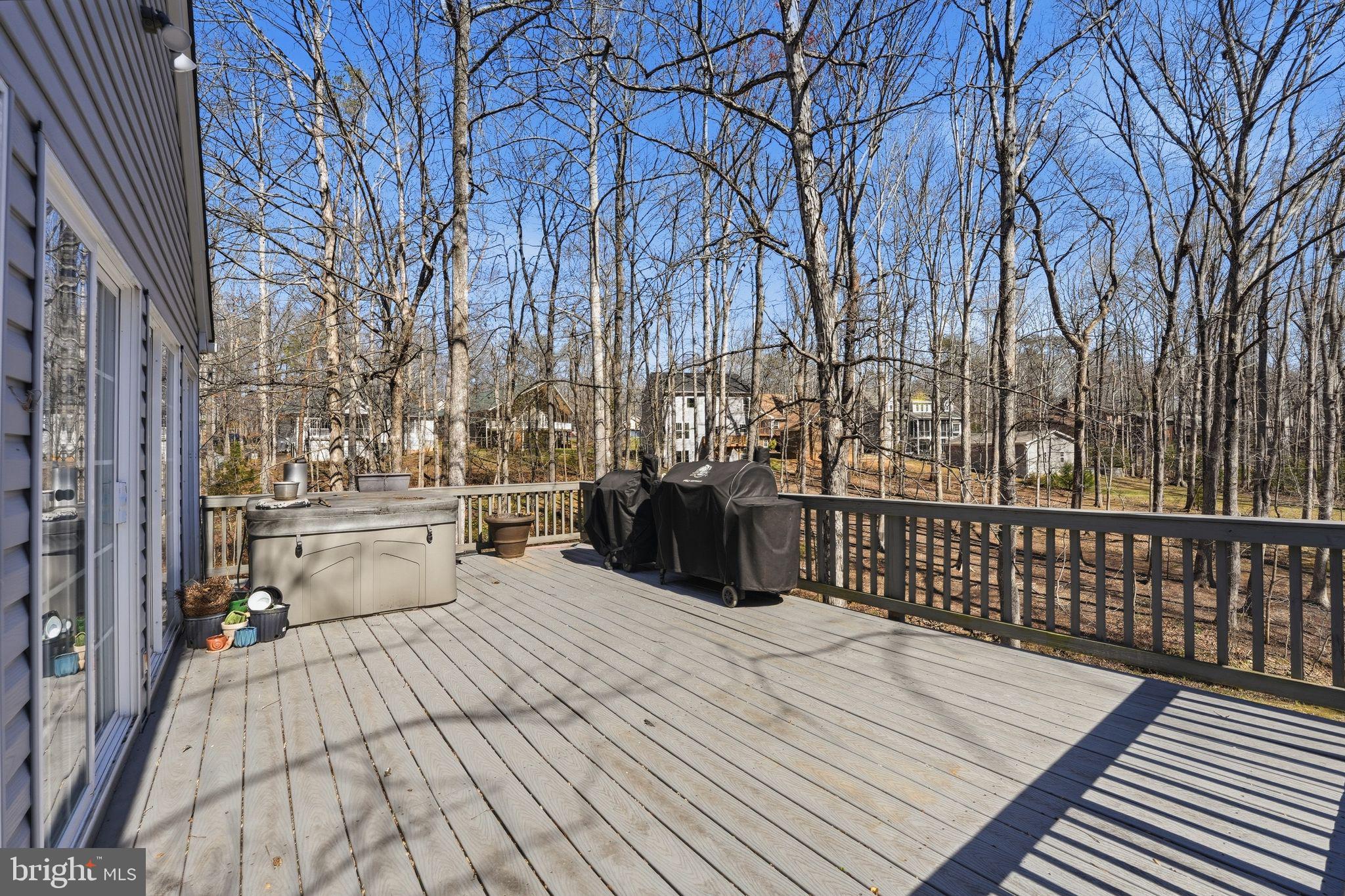 LAKE OF THE WOODS - Residential