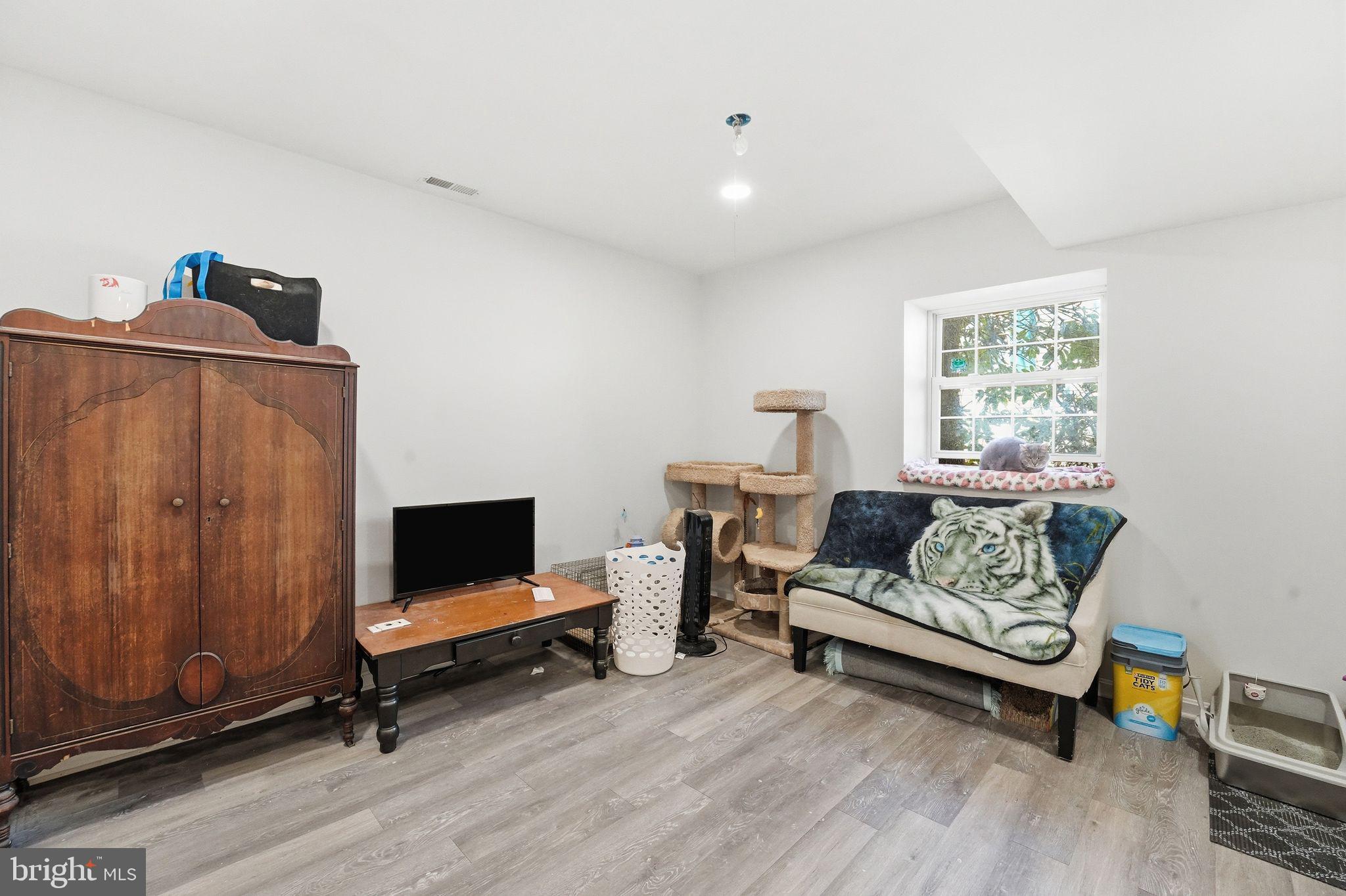 LAKE OF THE WOODS - Residential