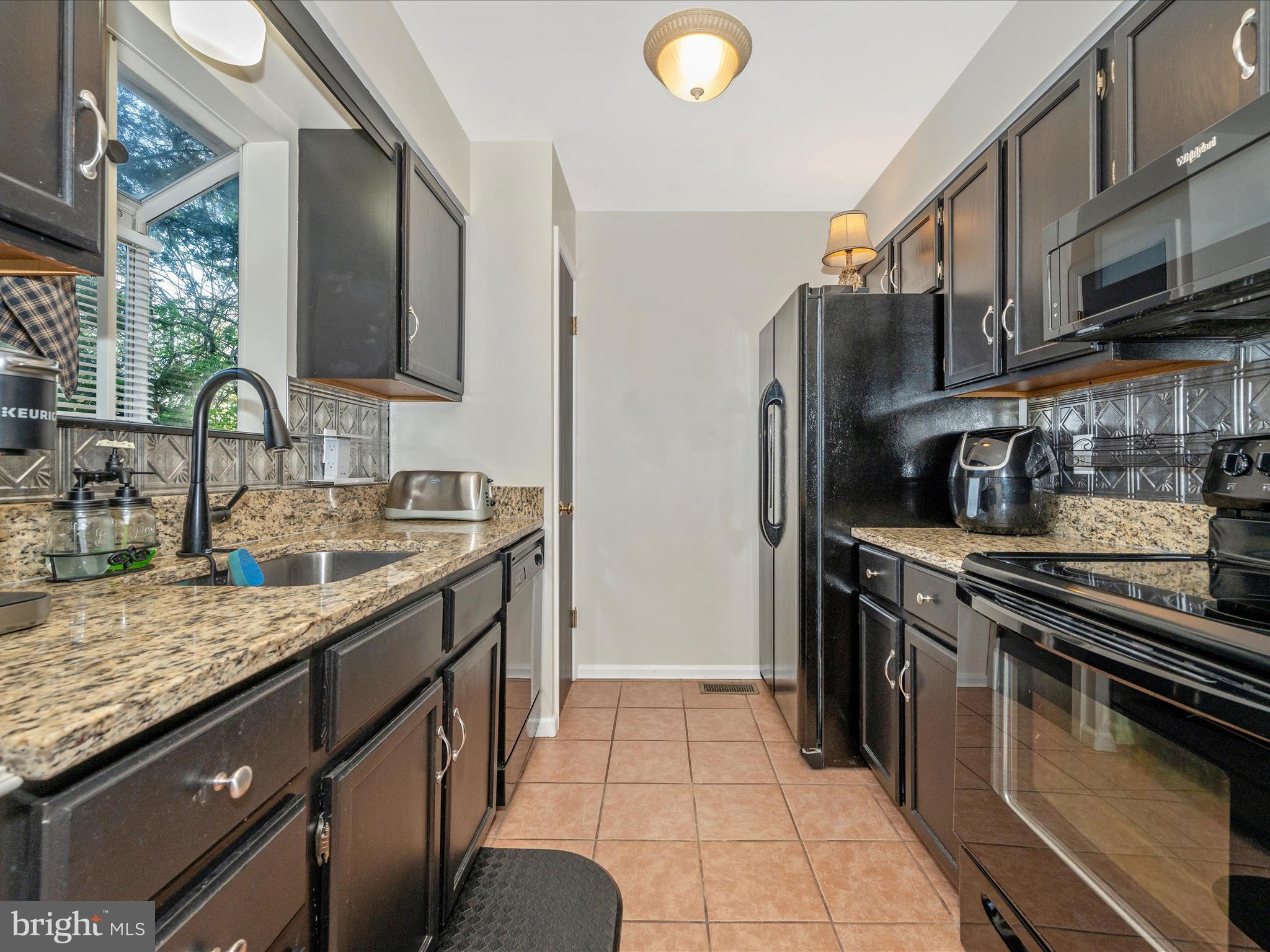 BOLIVAR ESTATES - Residential