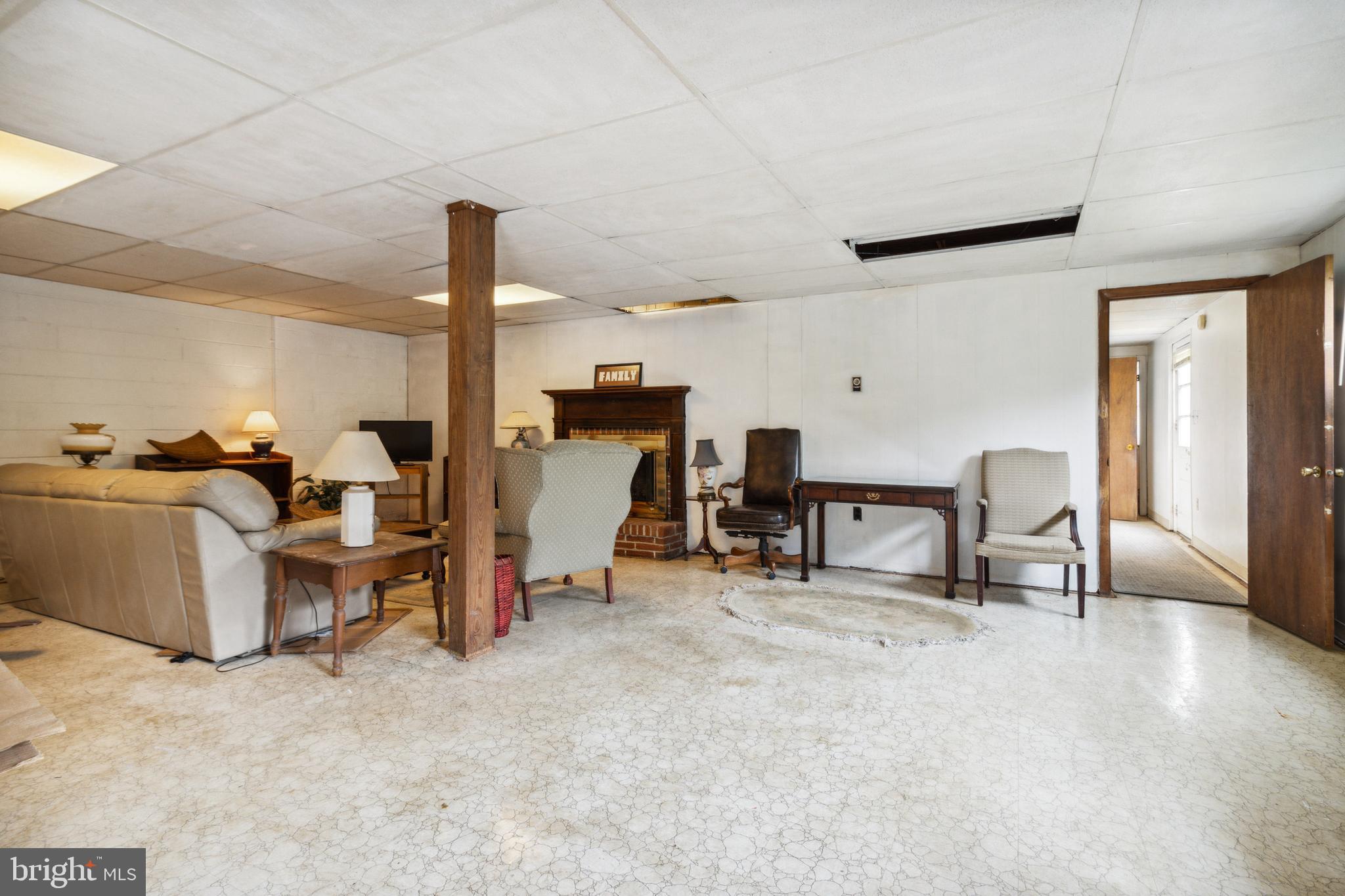 MAPLEWOOD - Residential