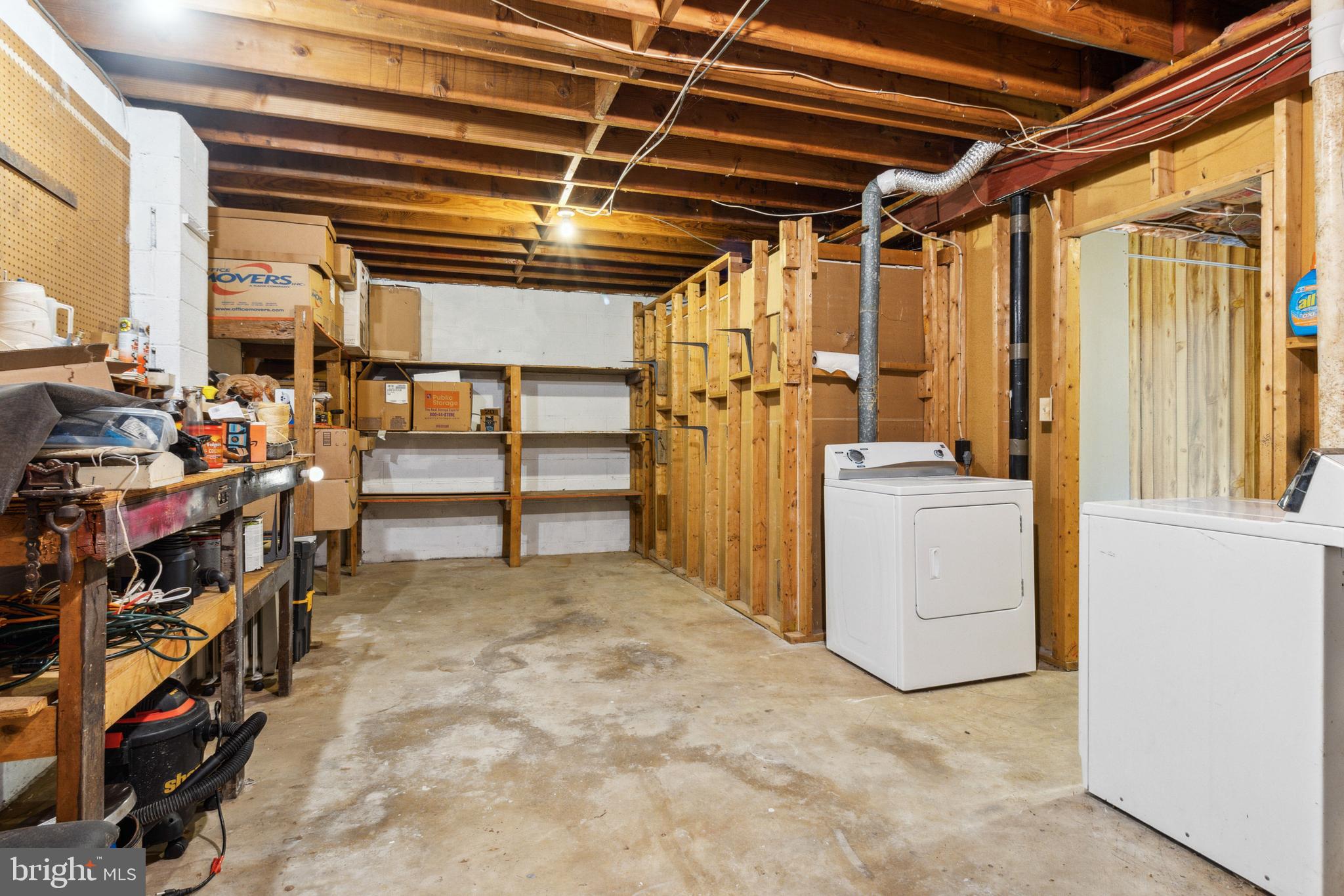 MAPLEWOOD - Residential