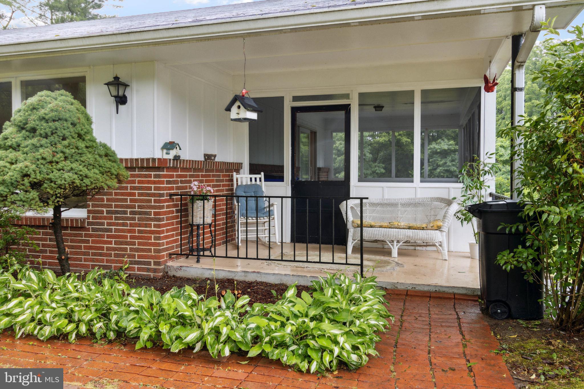 MAPLEWOOD - Residential