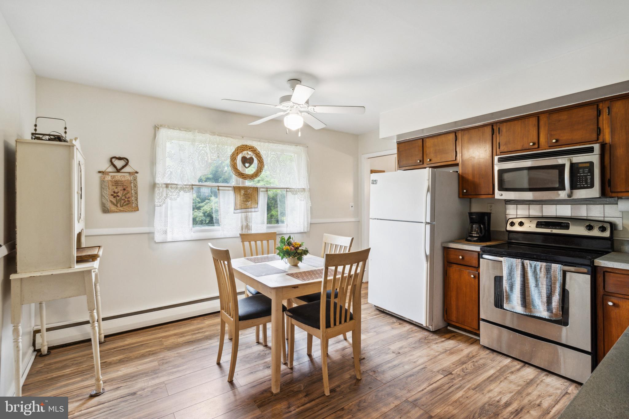 MAPLEWOOD - Residential