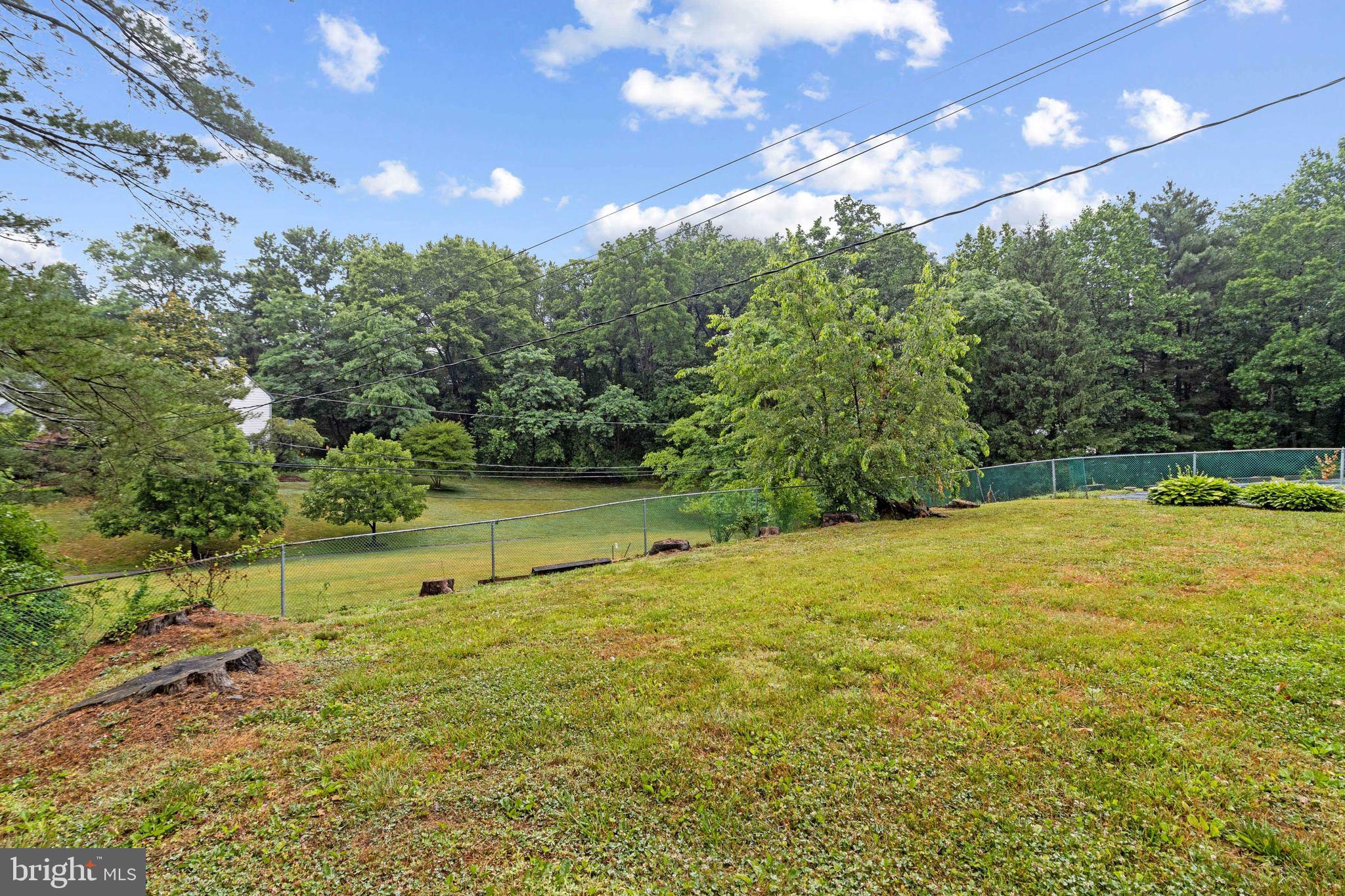 MAPLEWOOD - Residential