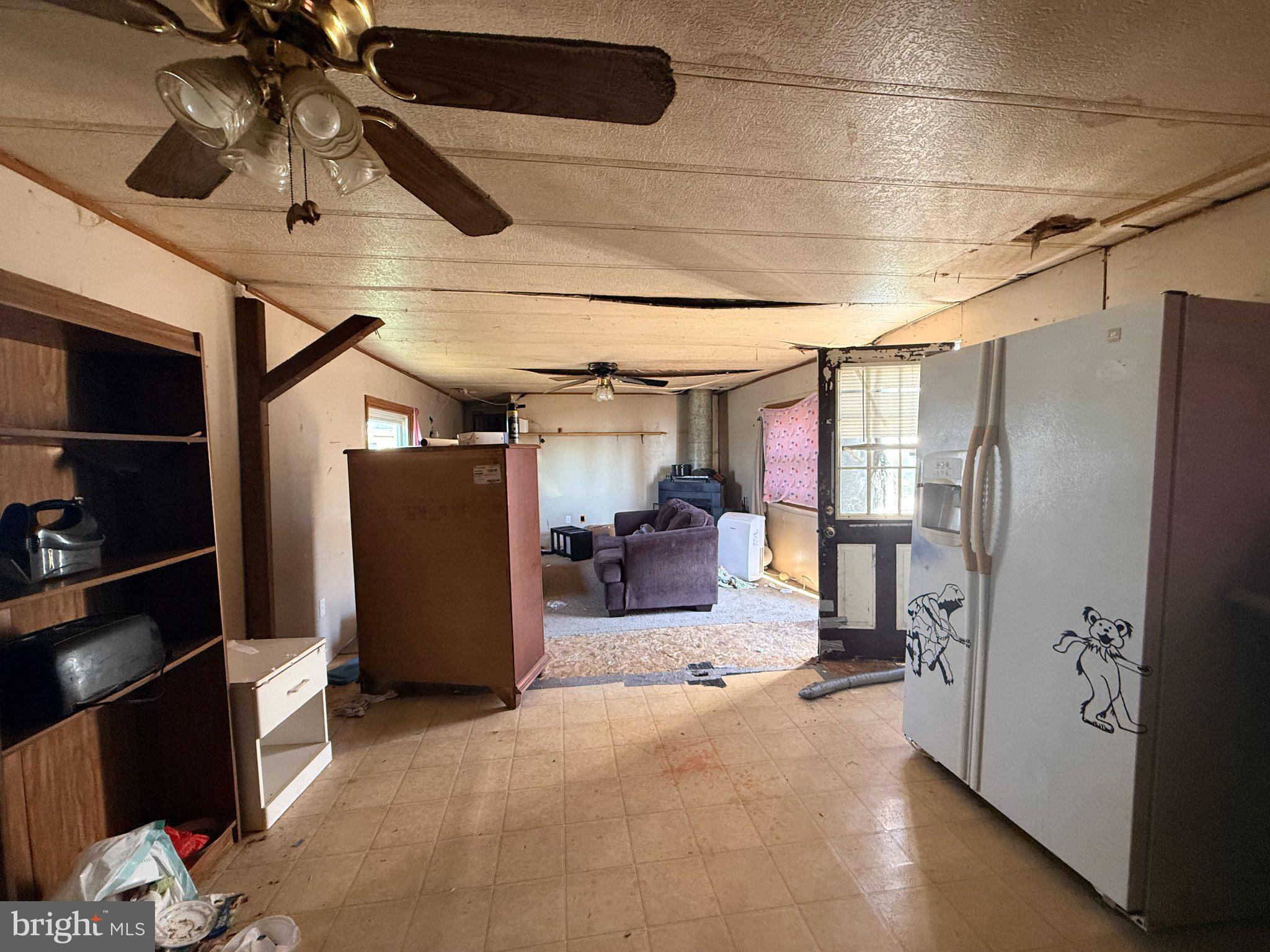 62 UPPER LOOP ROAD