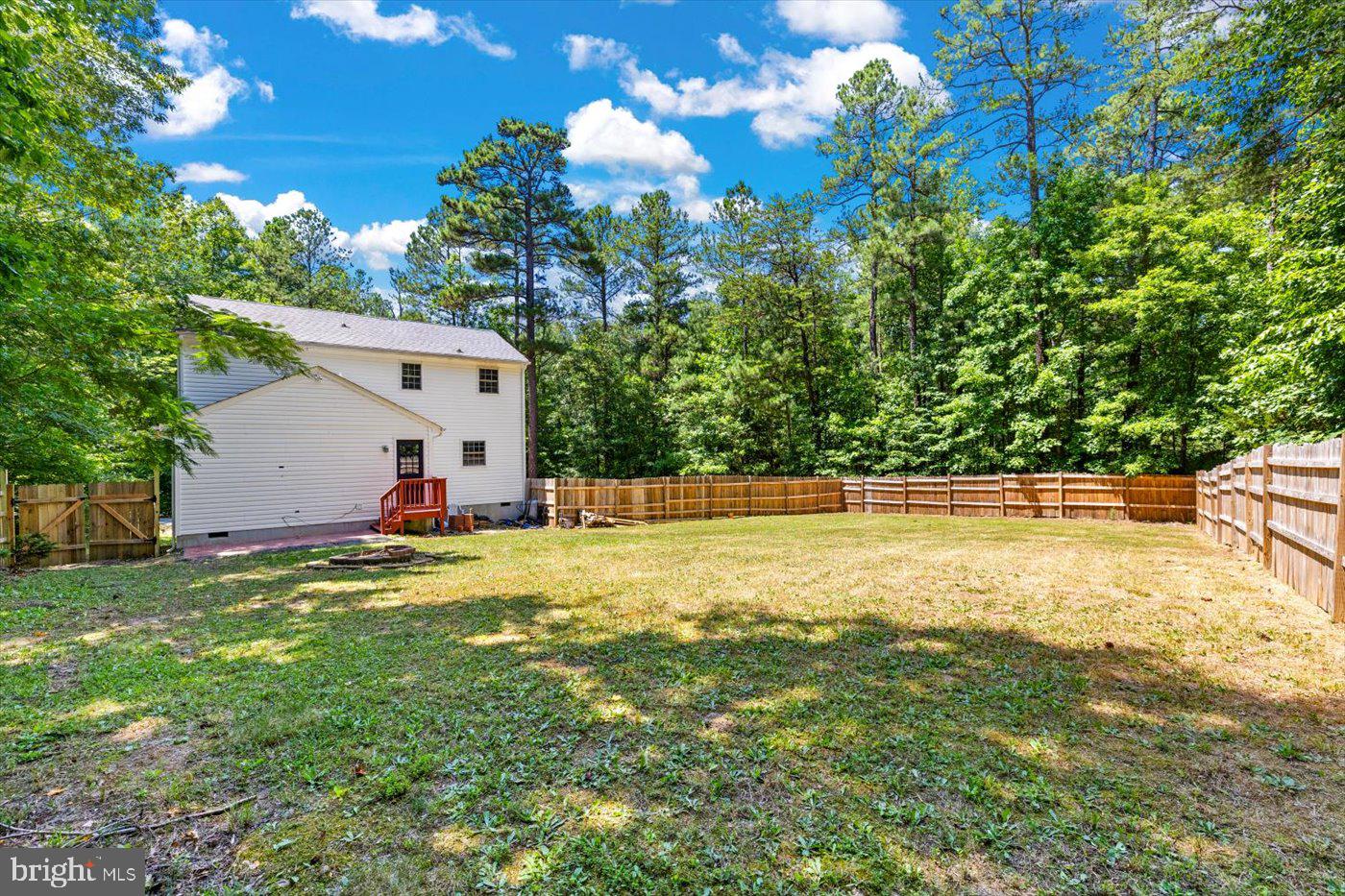 LAKE CAROLINE - Residential