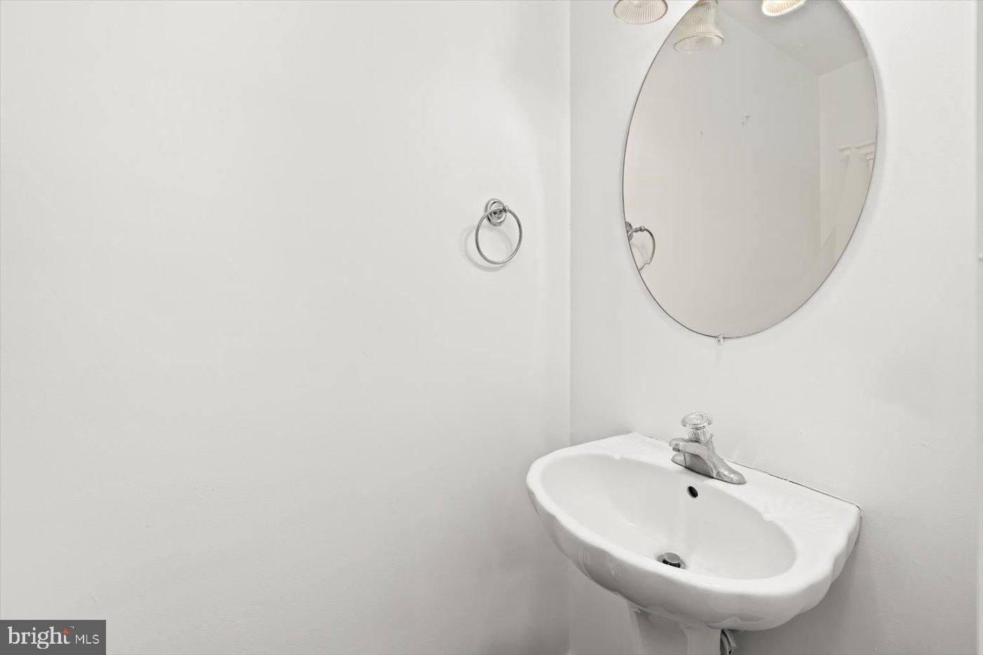 LAKE CAROLINE - Residential