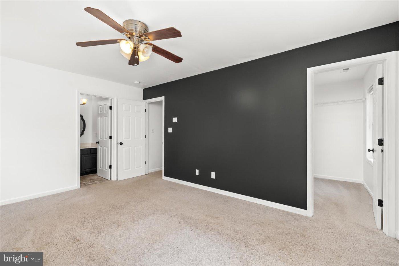 LAKE CAROLINE - Residential