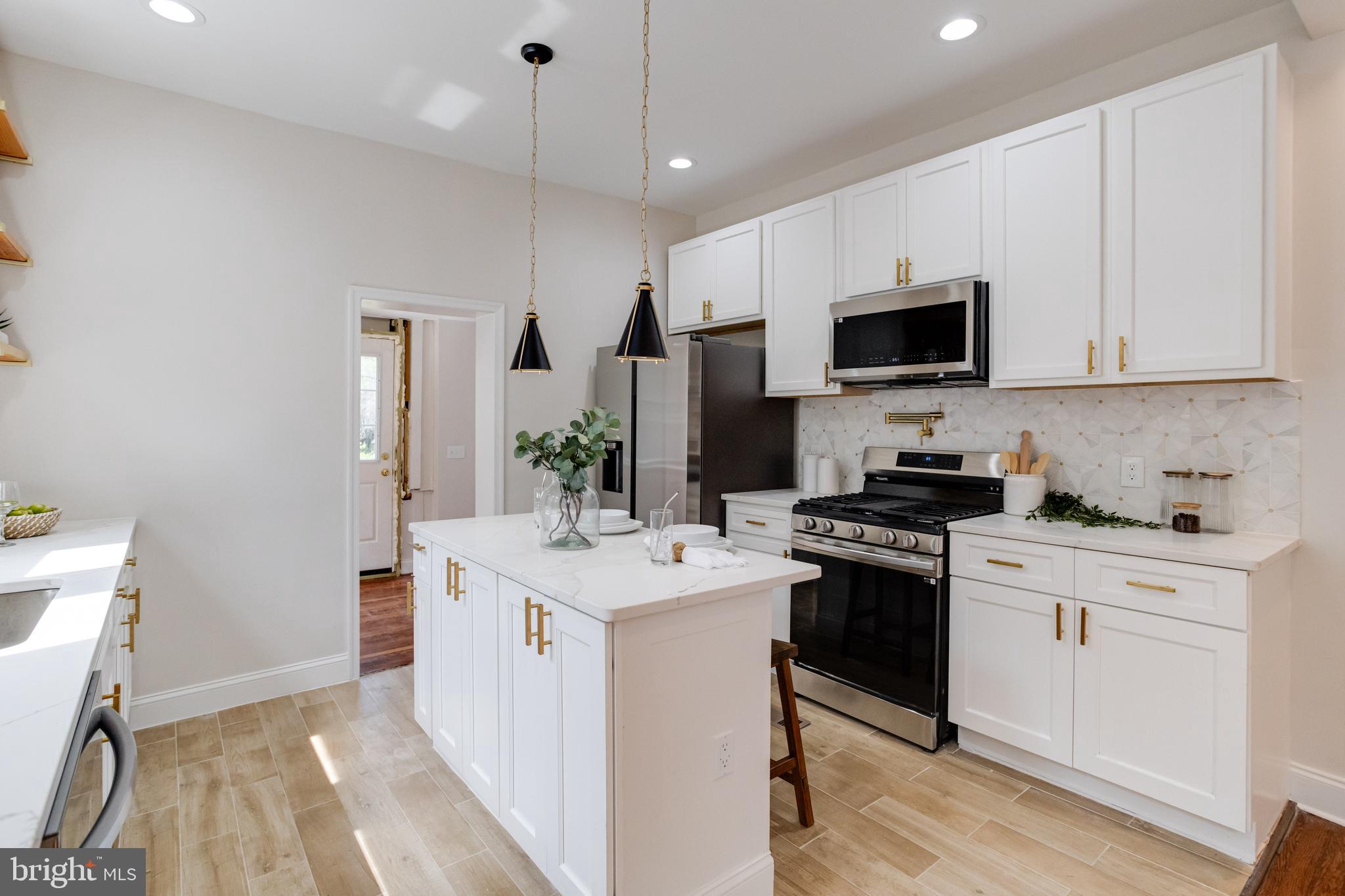 WINCHESTER - Residential